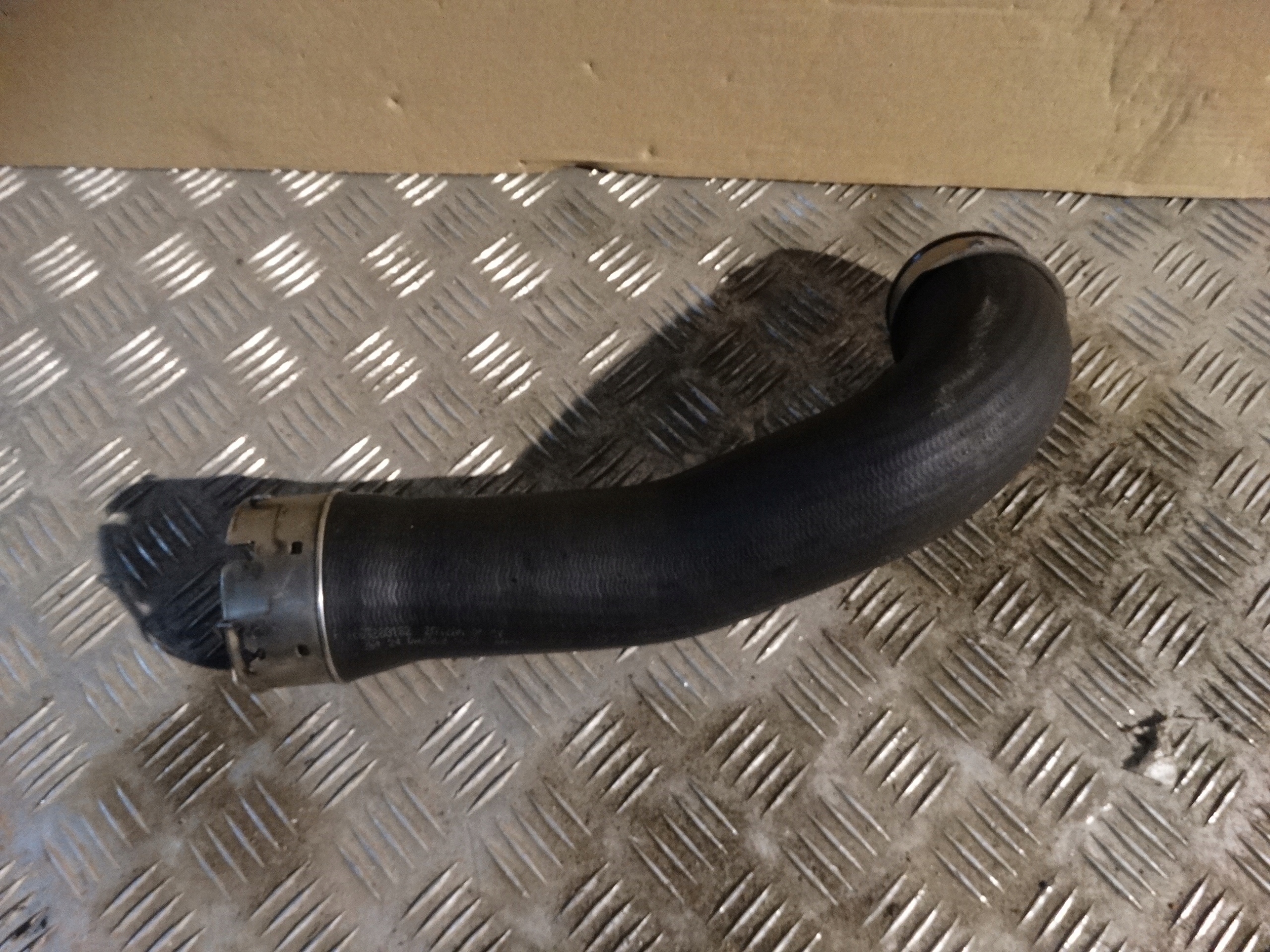 IDEAL SCHLAUCH INTERCOOLER RECHTS MERCEDES W166 1