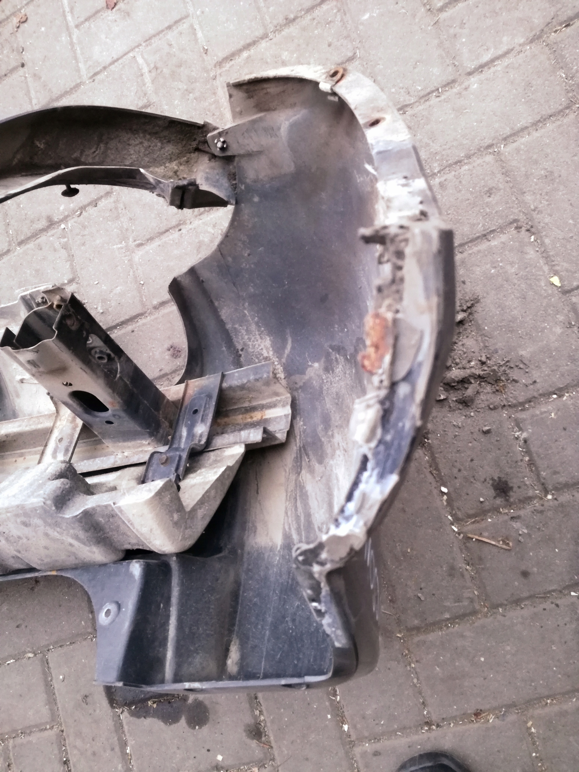 Hyundai TUCSON I 2004 - 2010 год бампер задний Балка
