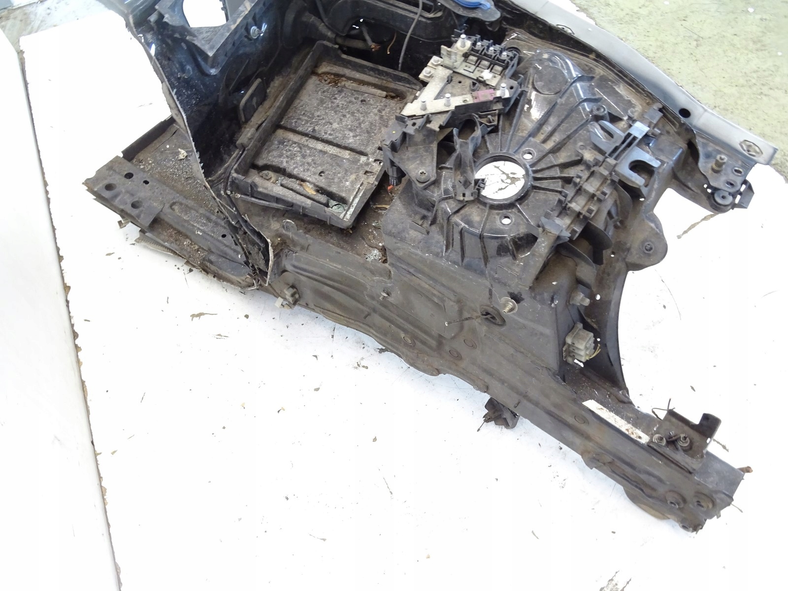 quarter left left front front quarter FATRUCH MERCEDES C W205