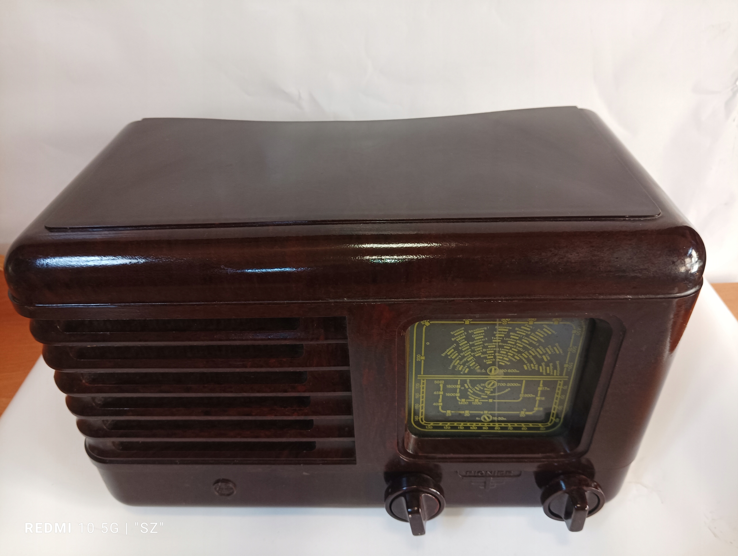 PIONIER U - Nr 356092 - LATA 1950-56 - SPRAWNE RADIO LAMPOWE.