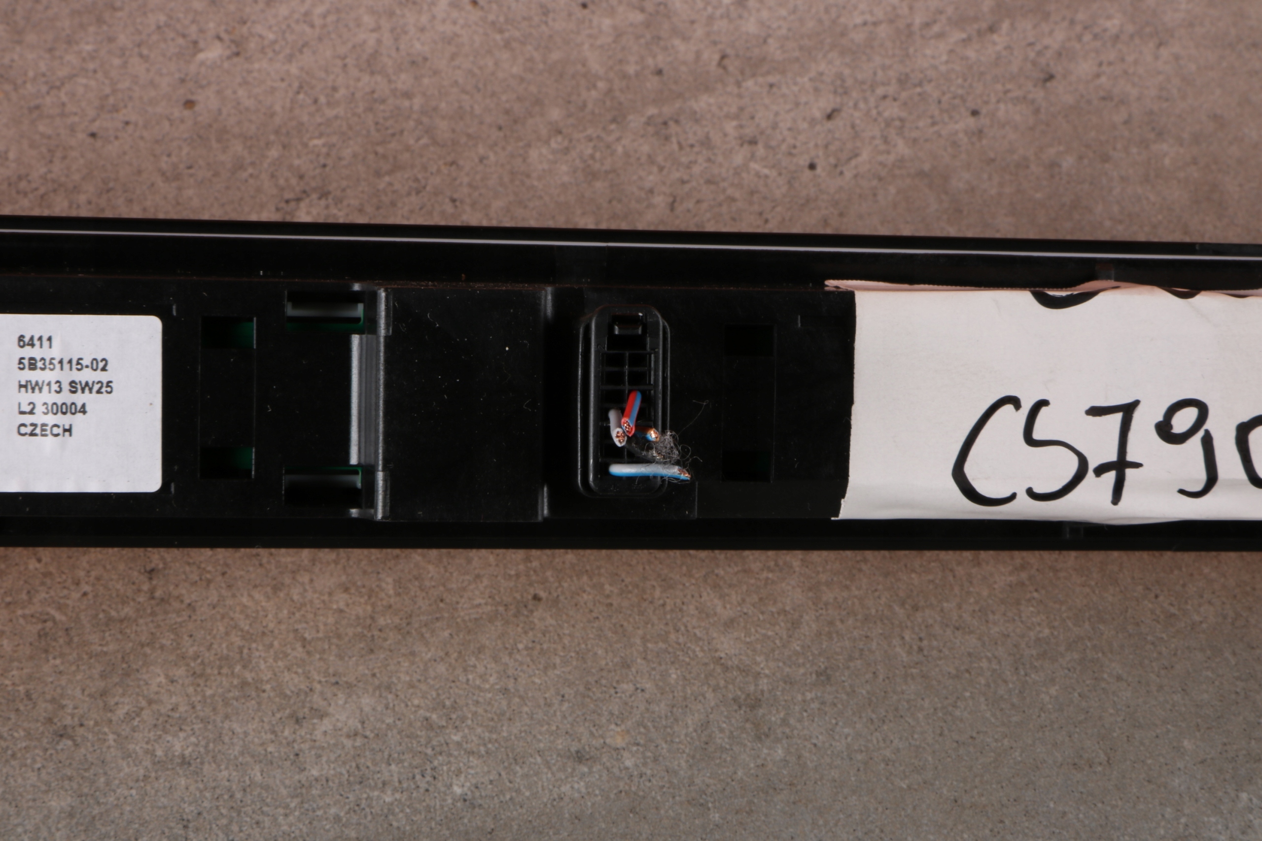 BMW 5 G60 G61 PANEL DOTYKOWY Passegers du tableau de bord Console BFS BASE EUROPA 5B35115