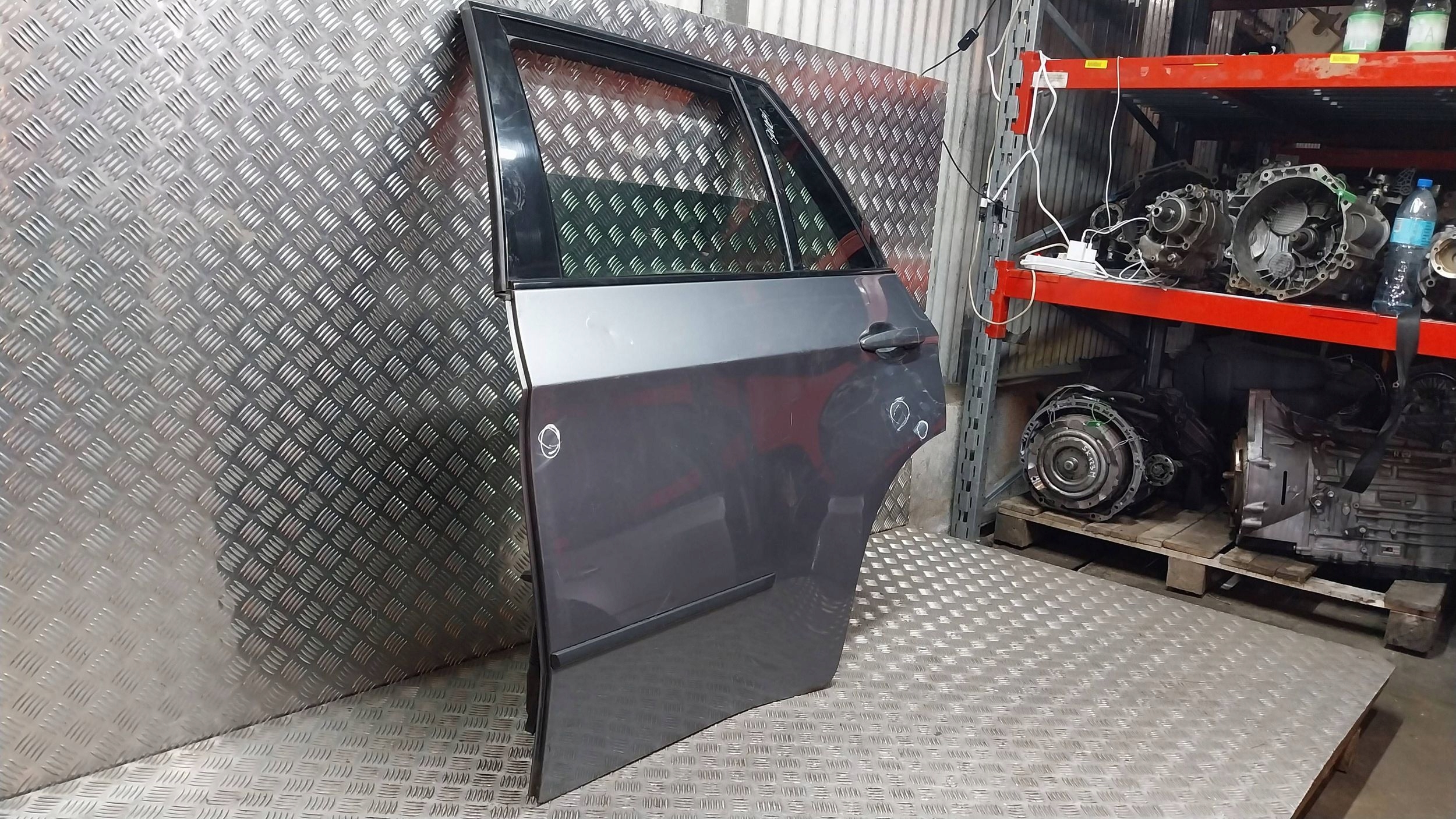door rear part left BMW X5 E70 06