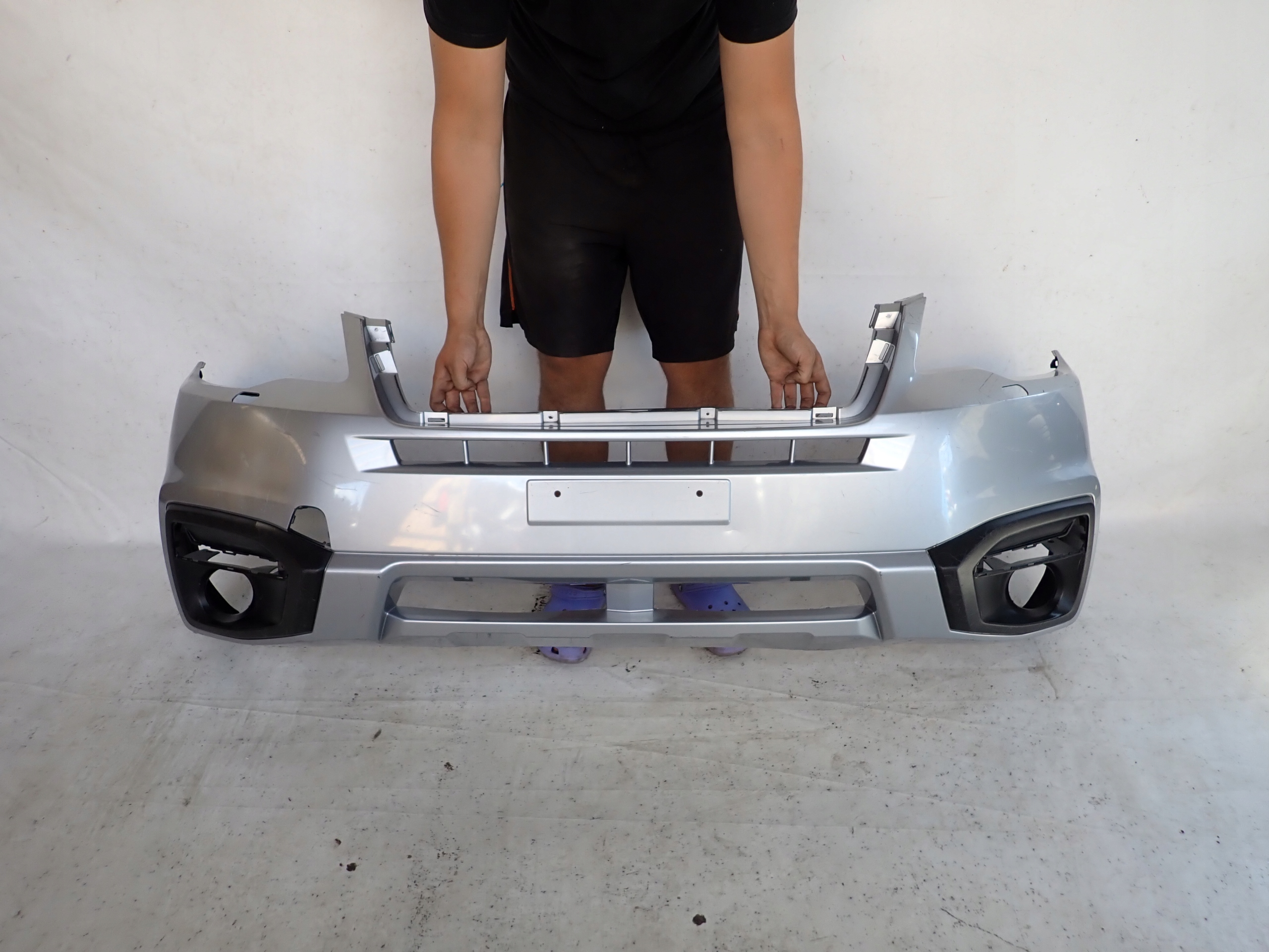 SUBARU FORESTER IV LIFT 15- bumper front front washers