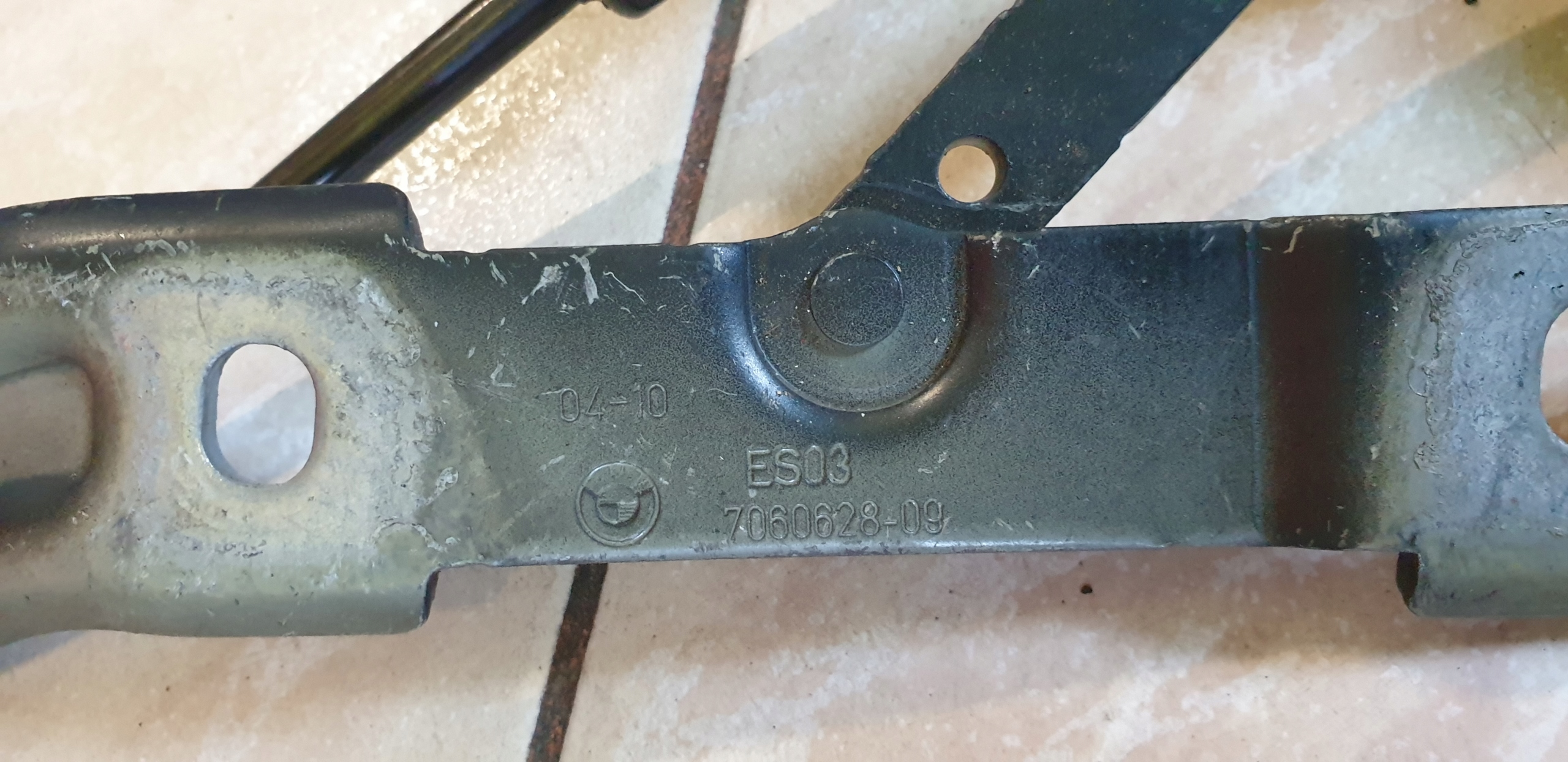 damper hinge bonnet boot BMW 3 E90 right