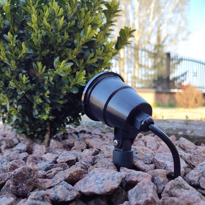 4 x NAŚWIETLACZ OGRODOWY LED 7W 230V WBIJANY GRUNT Kolor czarny