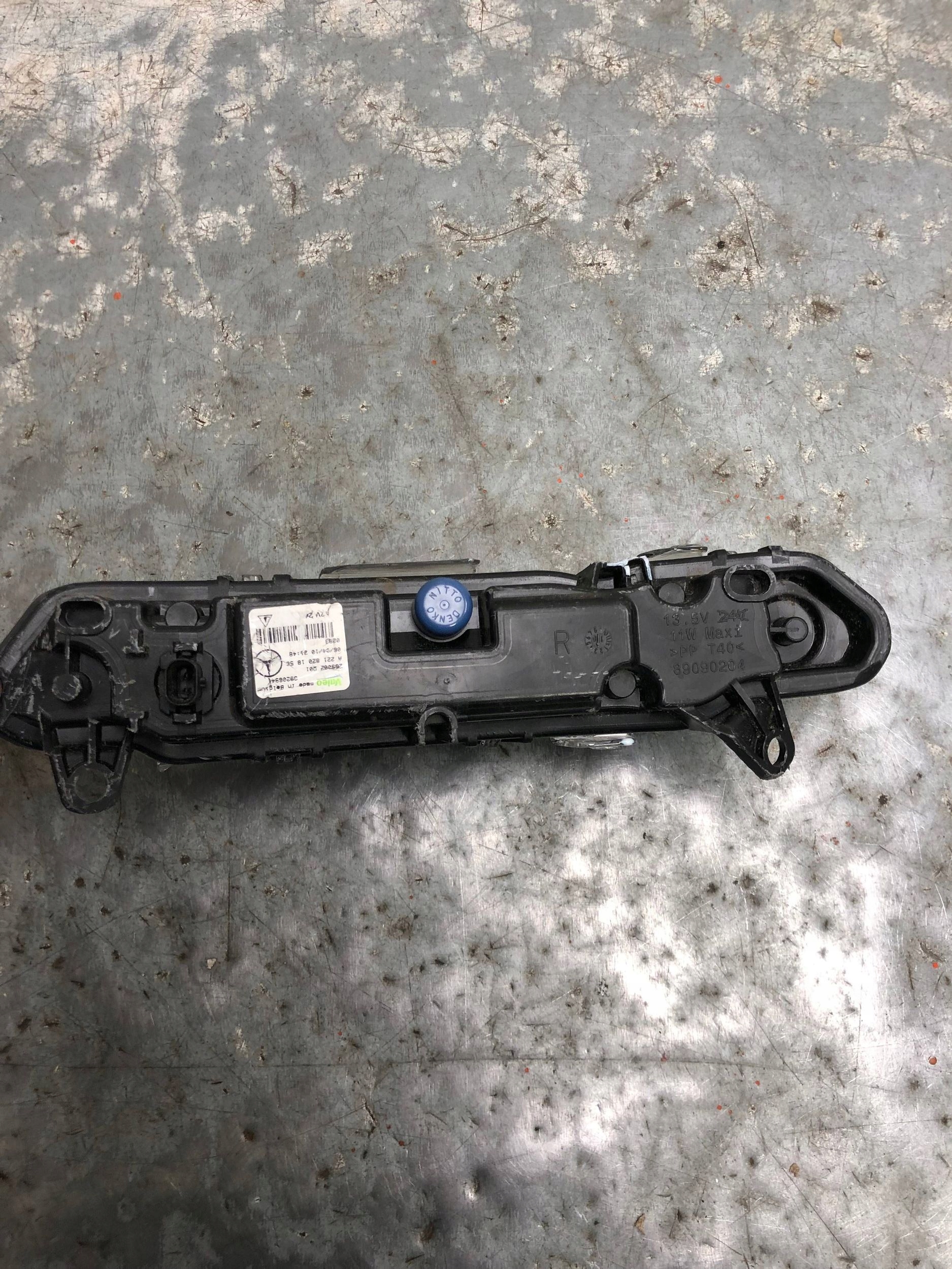 light DRL LED right front MERCEDES W221 A2218201856