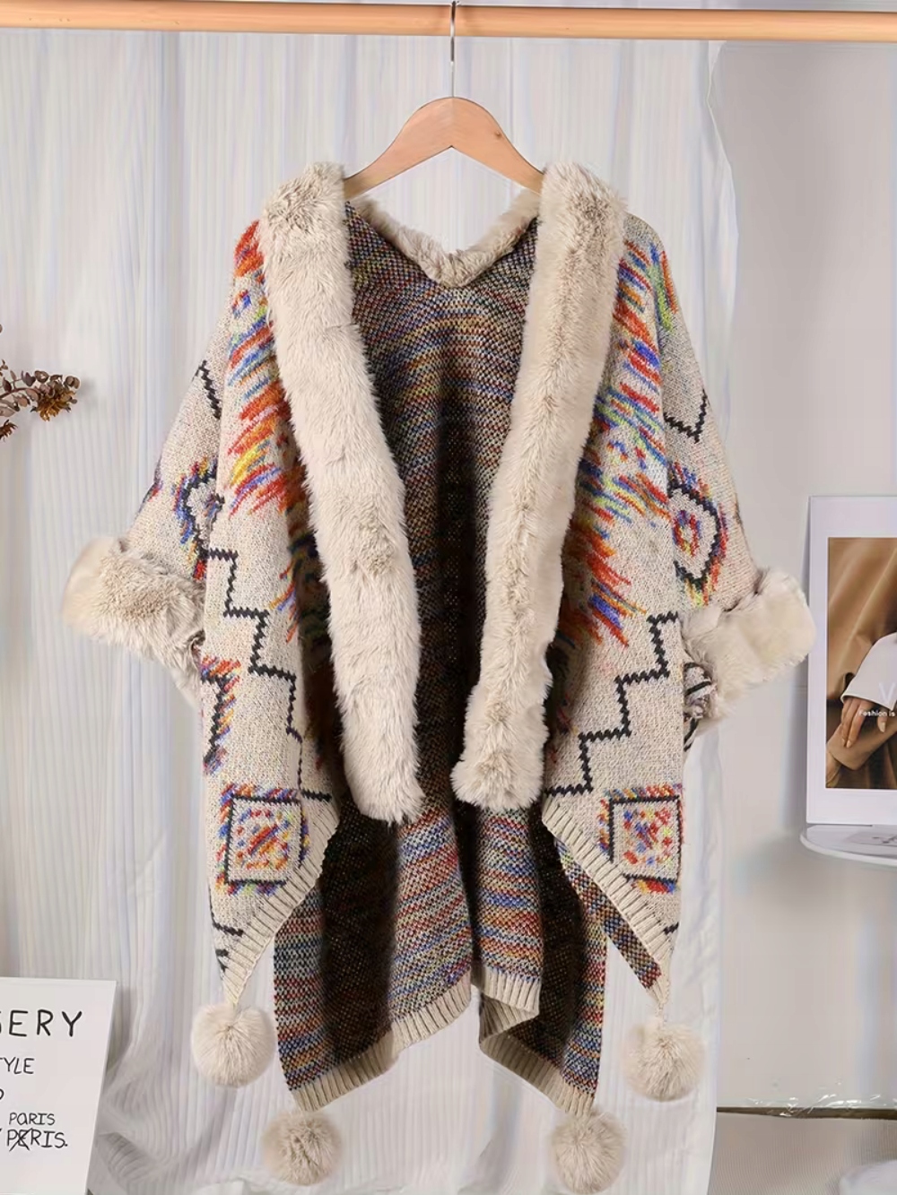 Poncho Pončo Kožešina medvídek pocahontas Přehoz tkaný Boho Béž pastelové Glam