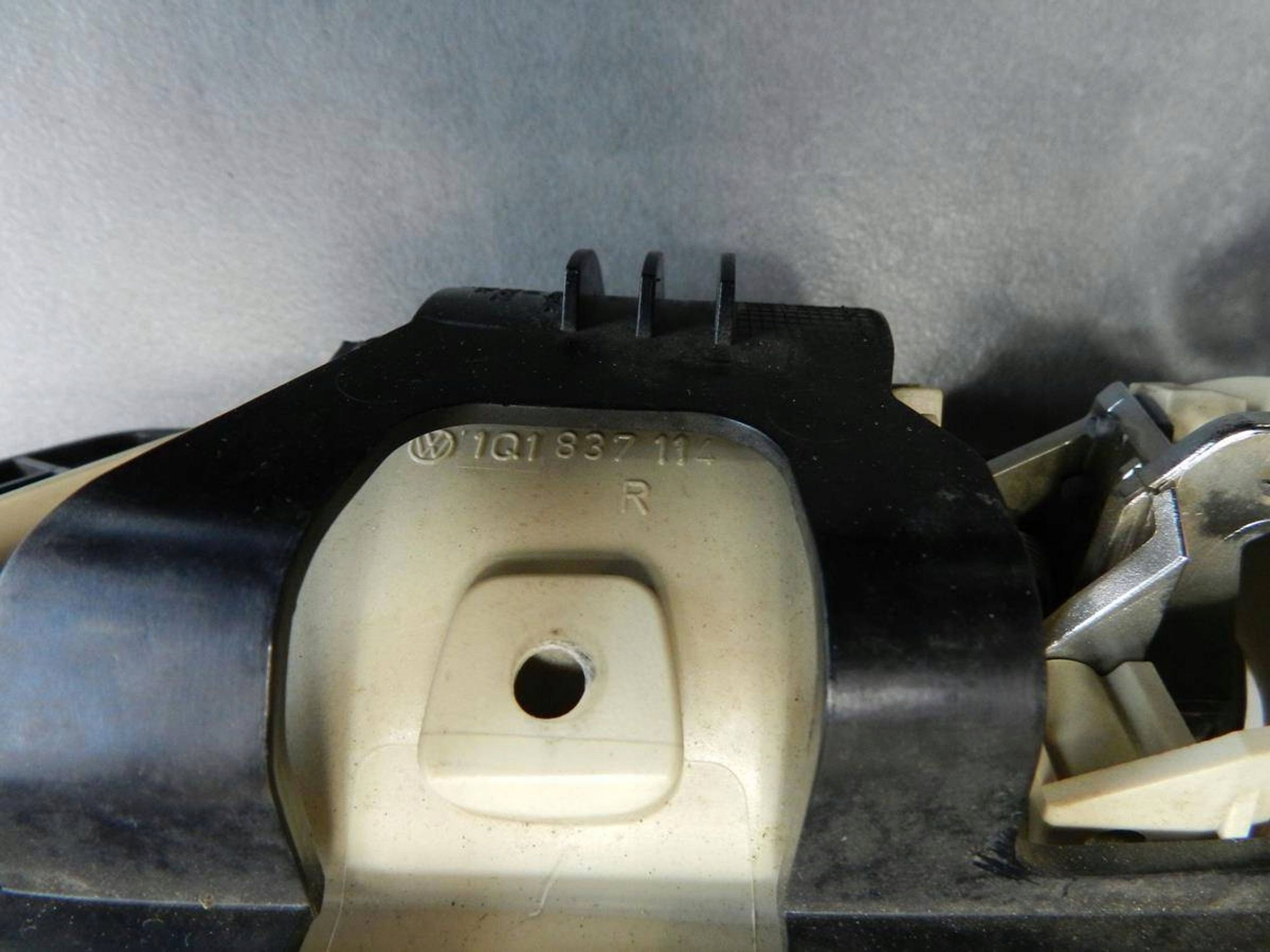 Volkswagen Eos handle inner door right 1Q1837114