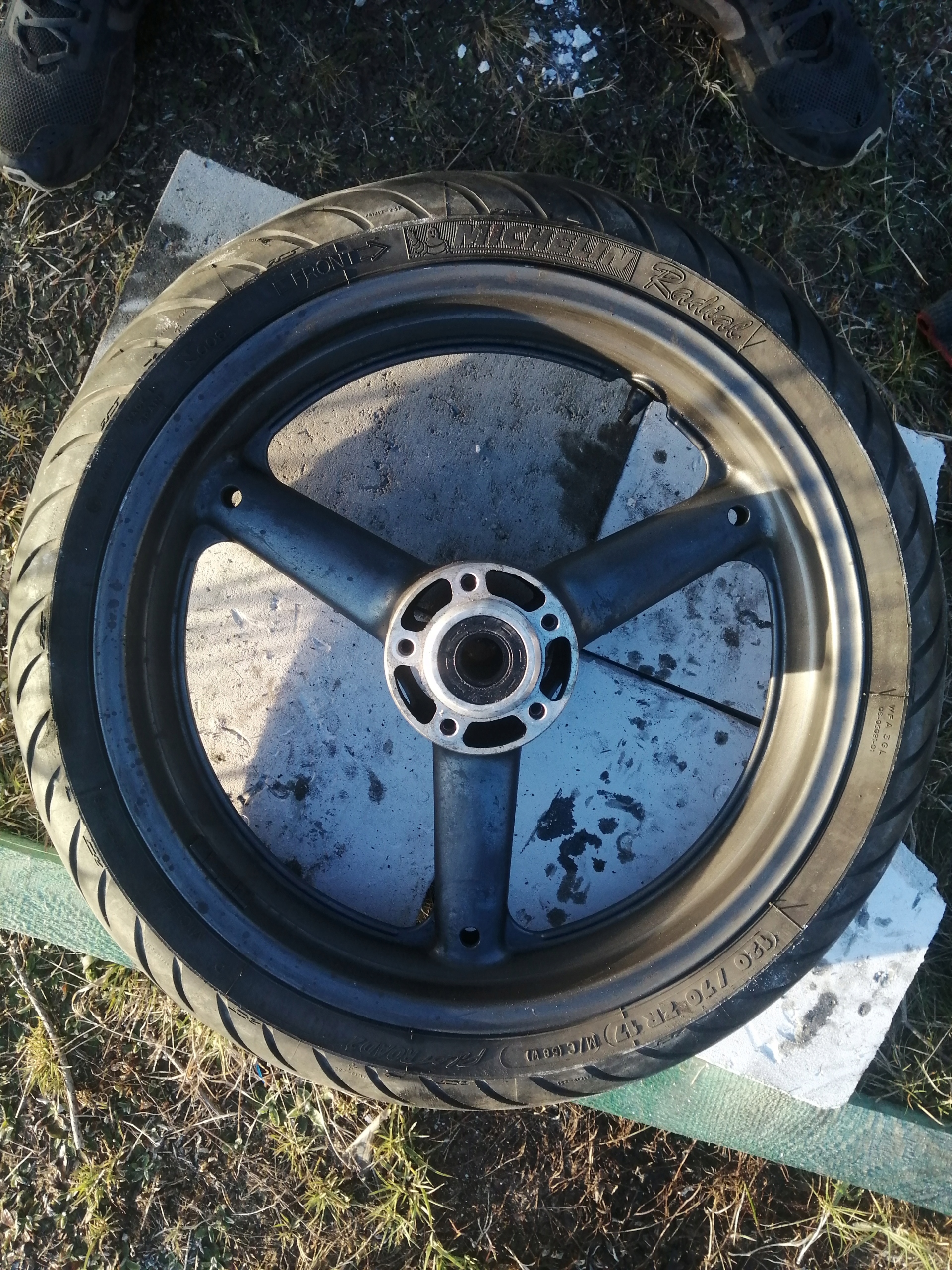 GSXR SRAD 96-00 600 750 обод переднее колесо