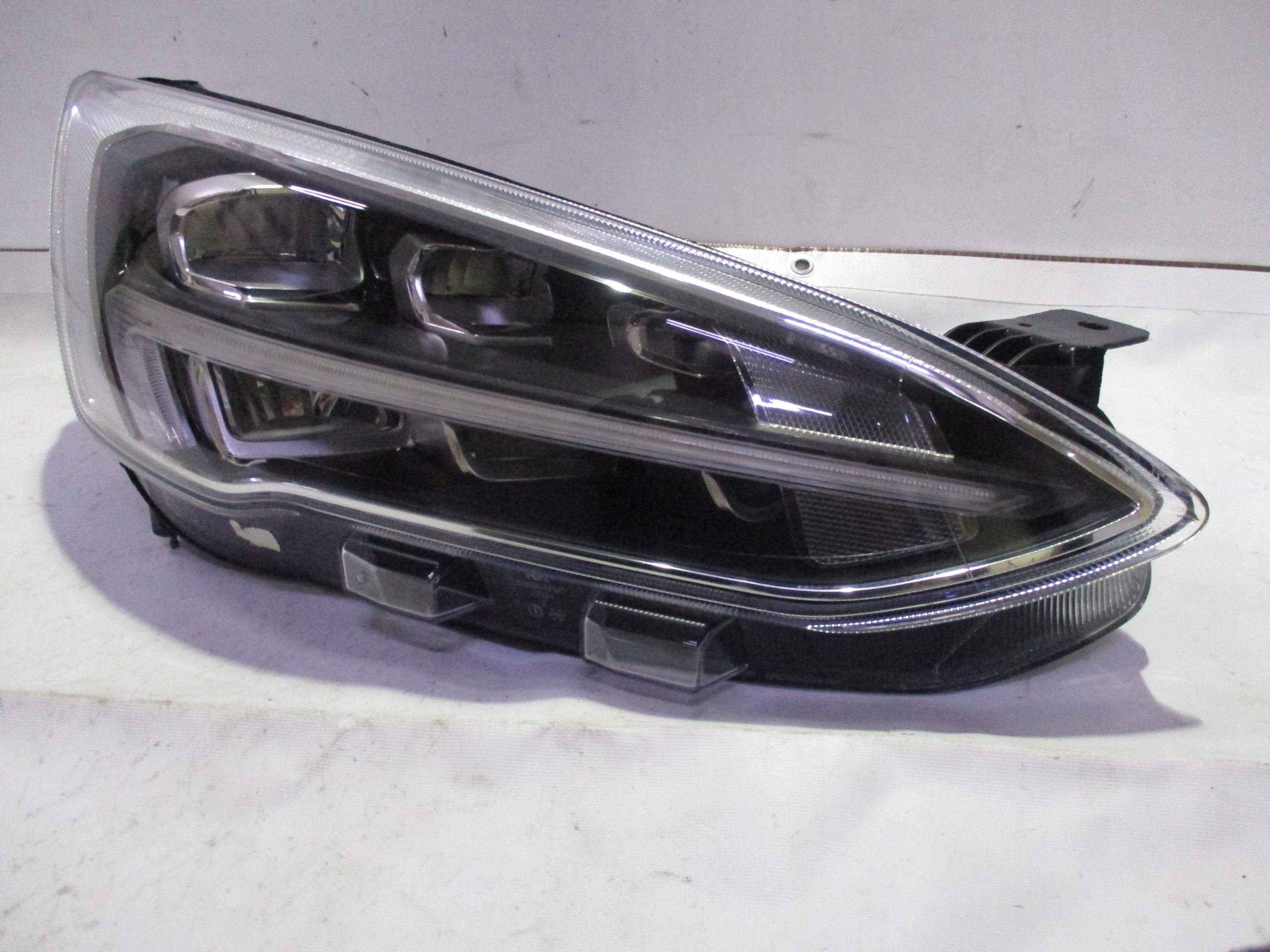 light right front front Ford Focus MK4 Full Led 18r JX7B13B626AD