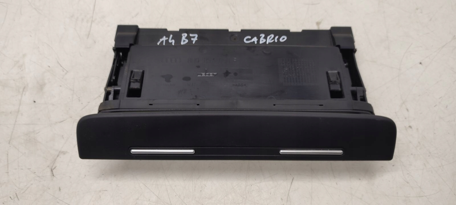 Boîte a gant passager Console du tableau de bord Audi A4 B7 Cabrio 2,0 TDI