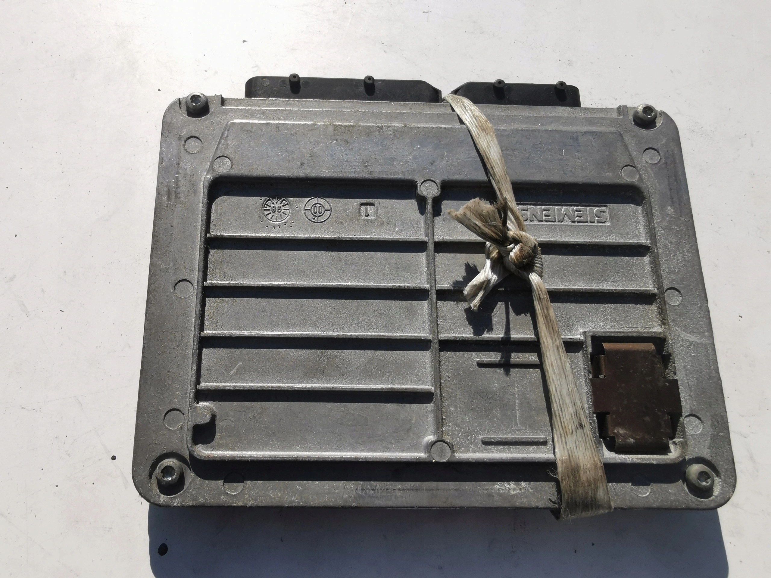 SKODA FABIA 1.4B 5WP4331306 047906033A computer EC