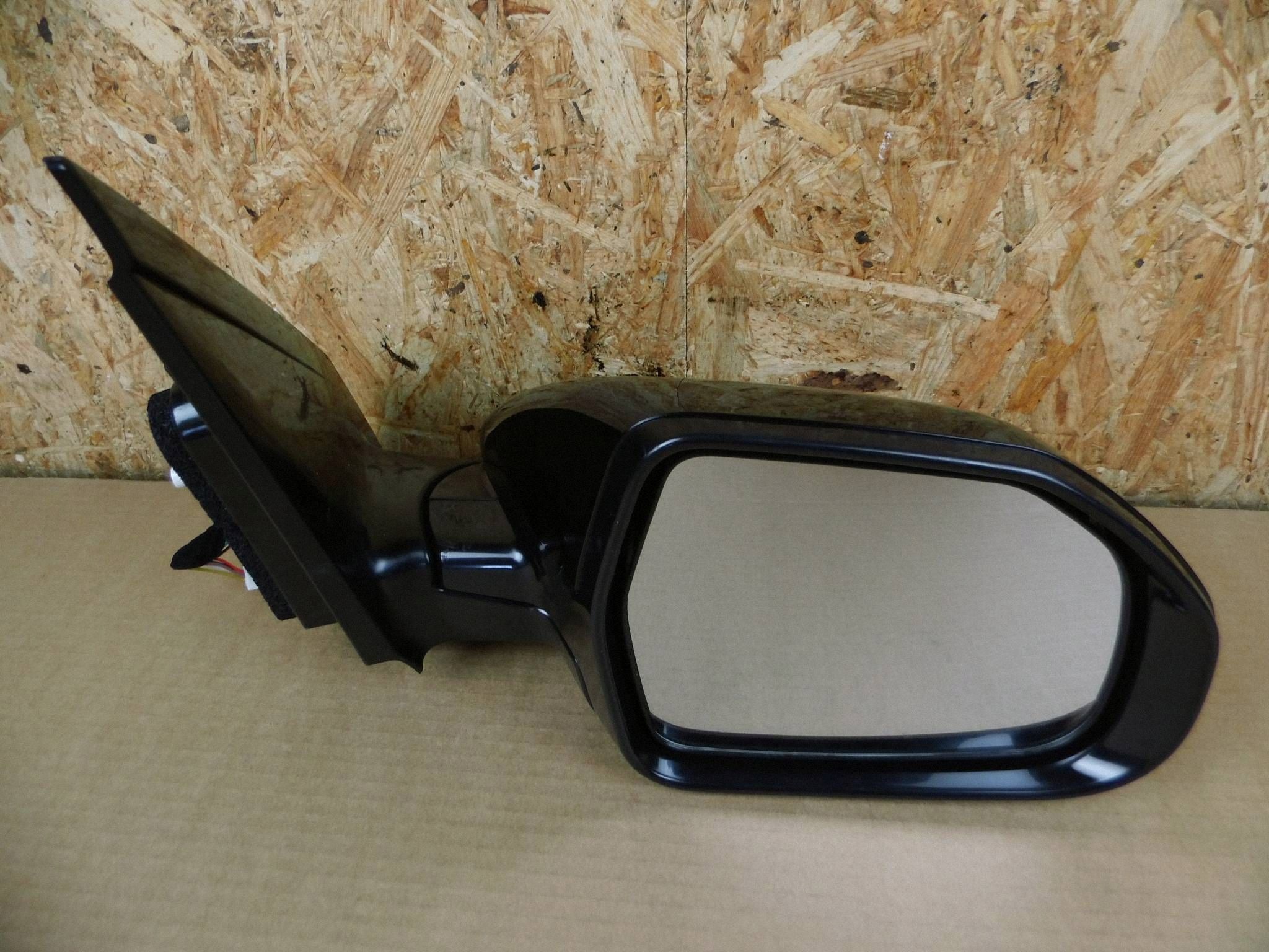 KIA EV2 mirror right 8 - of cables (vertical)
