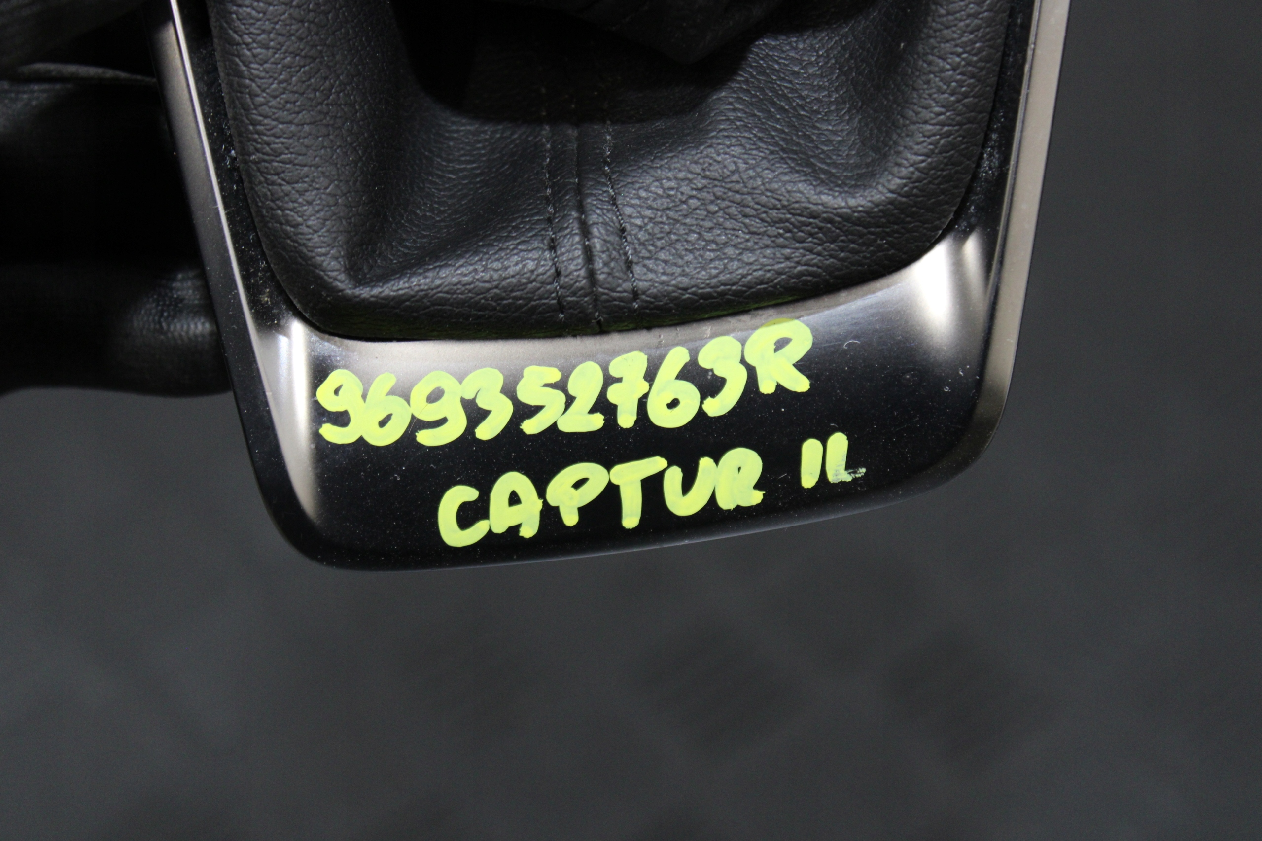 Pomello ghetta ingranaggi 969352763R RENAULT CAPTUR II 2