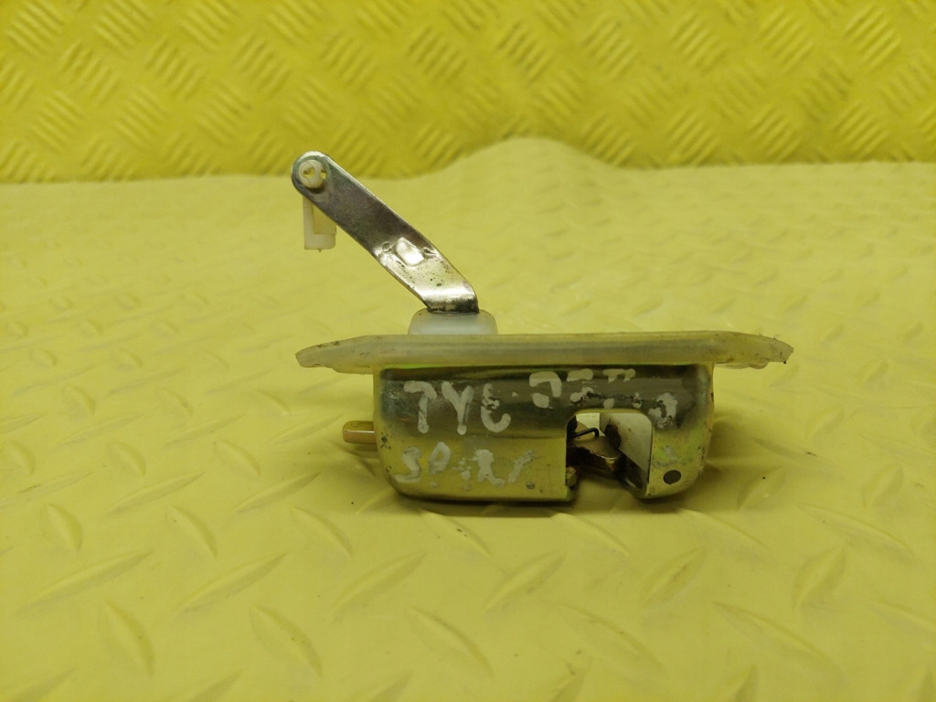 CHEVROLET SPARK and lock bonnet rear part