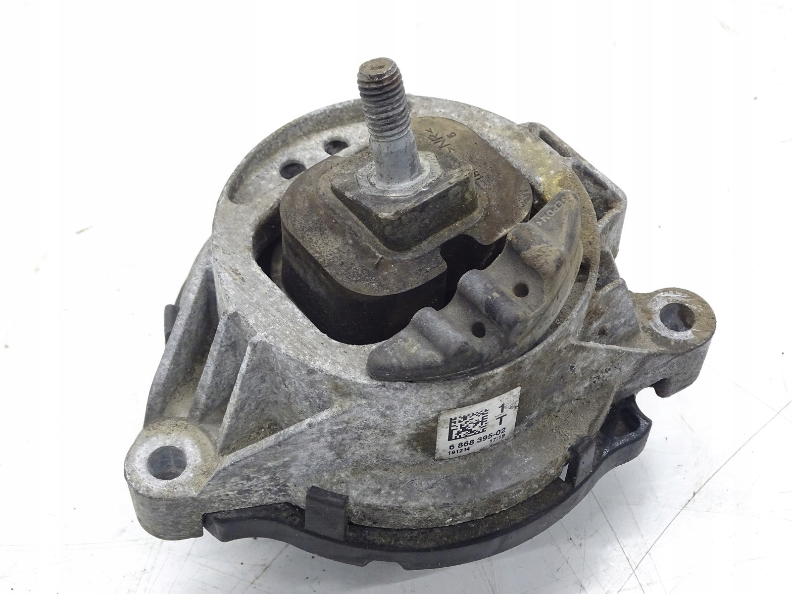 engine mount left BMW X3 F25 2.0d B47 6868395