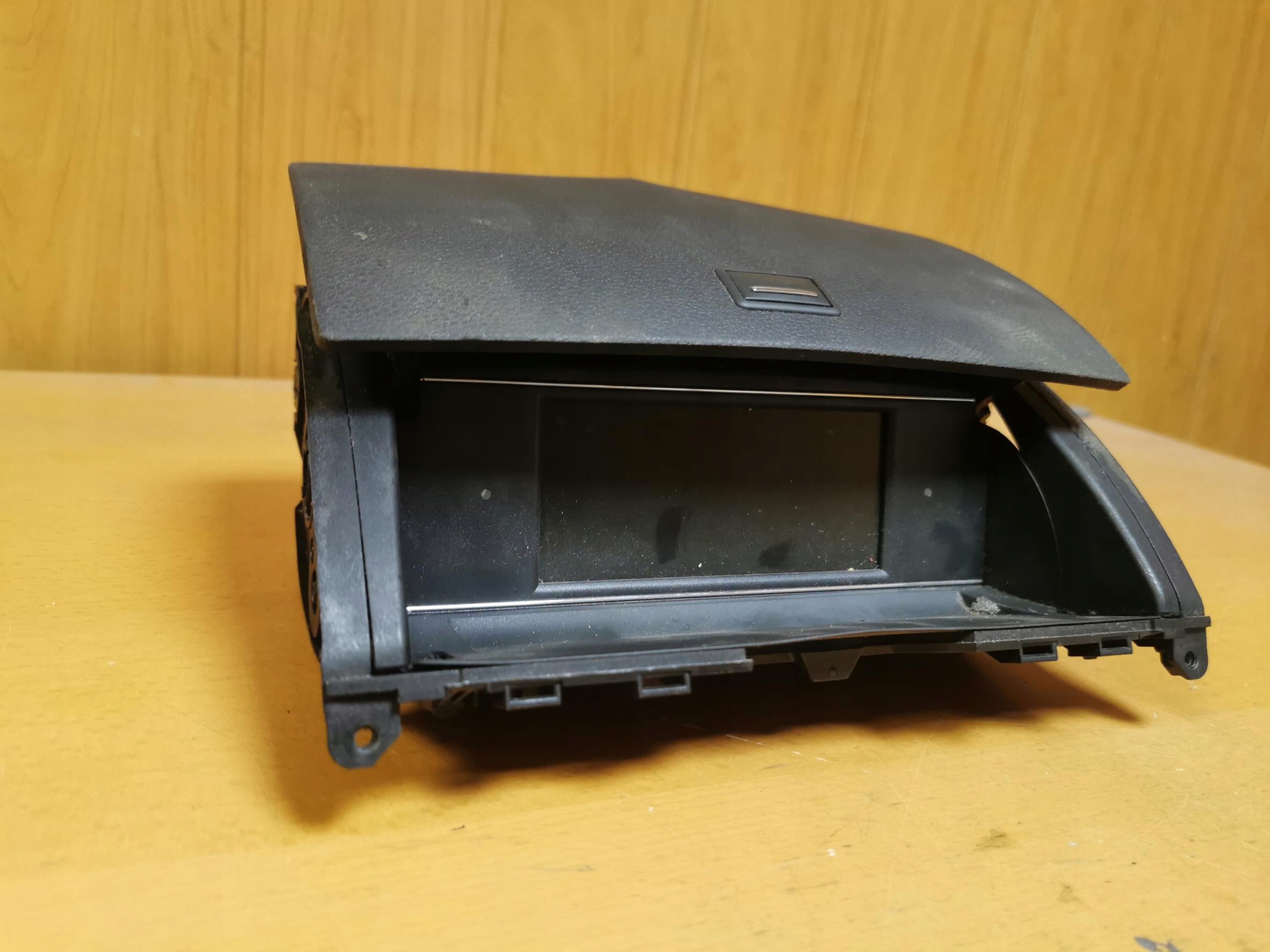 display navigation devices MERCEDES C-KLASA W204 07-14