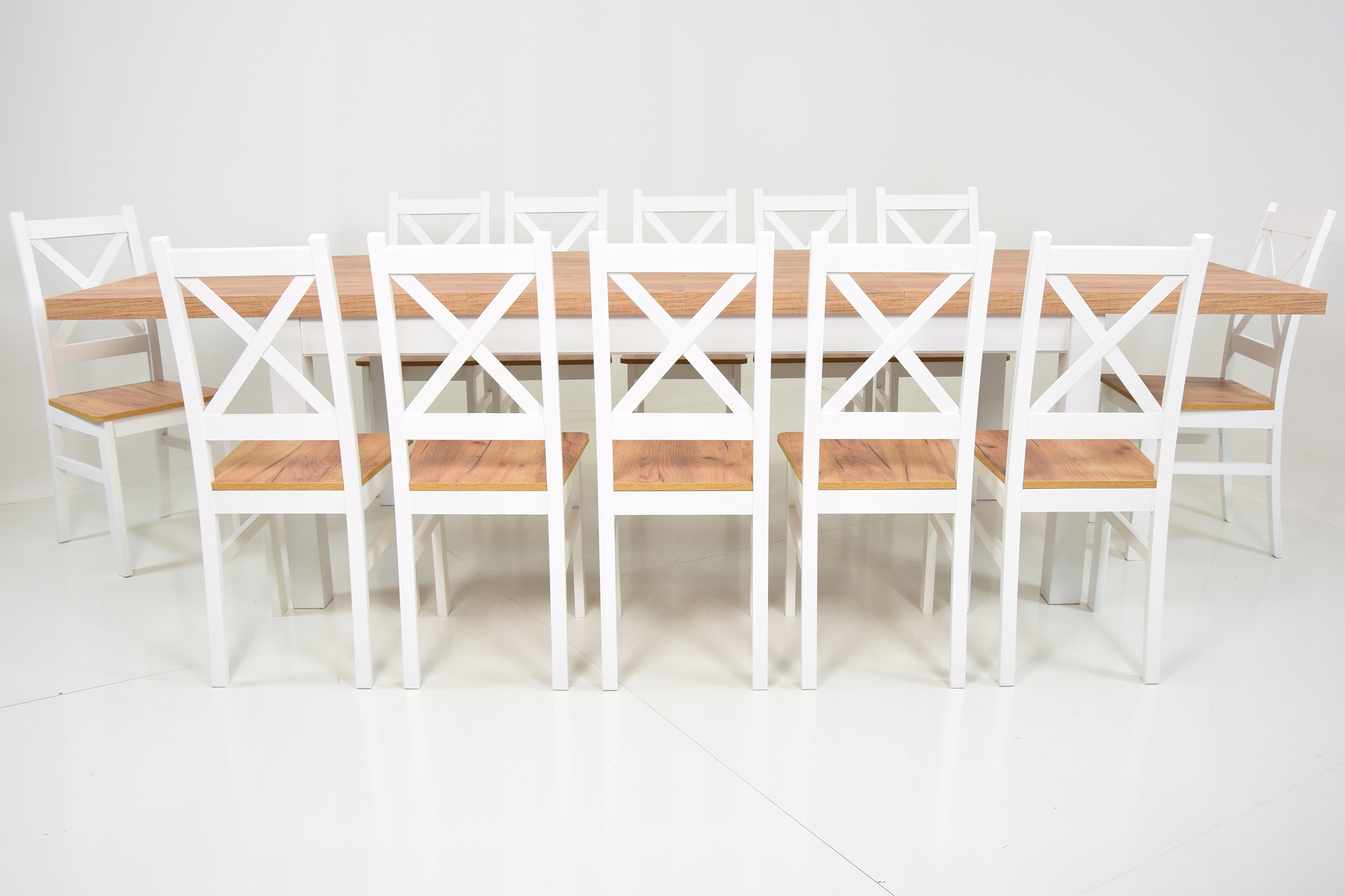 12 krzeseł BIAŁE DREWNIANE i ROZKŁADANY stół do 3m Kształt blatu prostokątny