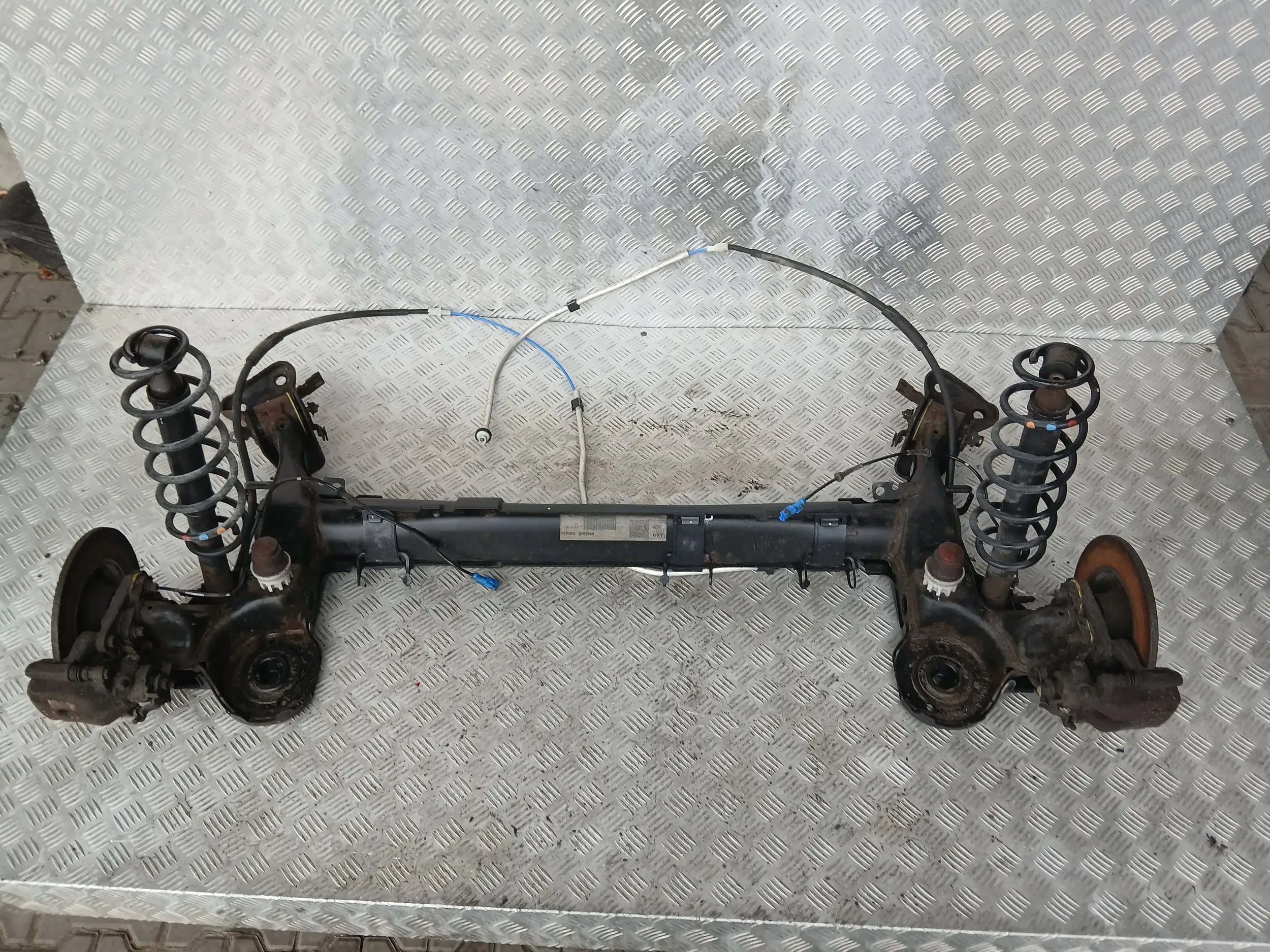 PEUGEOT 2008 I BELKA ZAWIESZENIA TYLNA TYŁ 13-19R Producent części Peugeot OE