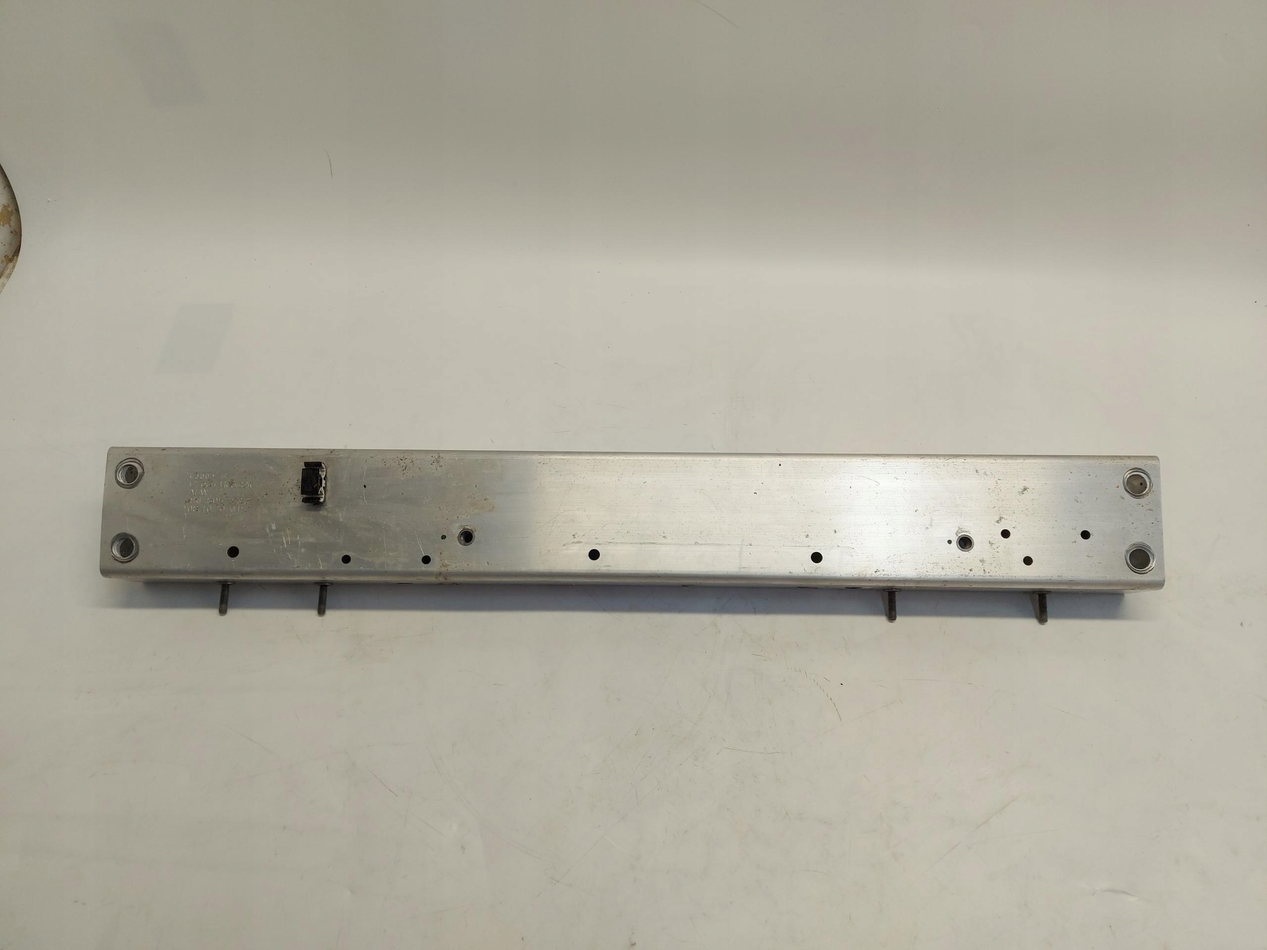 Audi Q8 E-TRON SUV 4KE brace upper holder radiator 4ke805253b