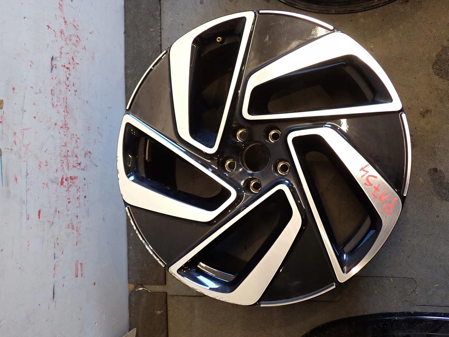disk disk VW 14B 5x112 ET47 9,5J 20" 14B601025F