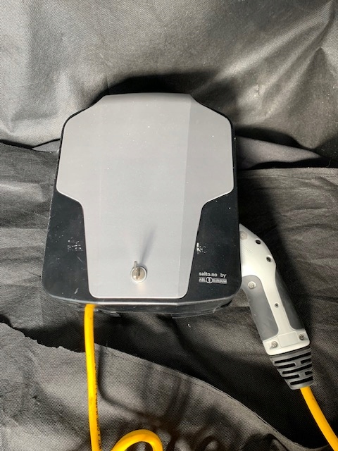 Настенное зарядное устройство для автомобилей EV 230V 16A ABL