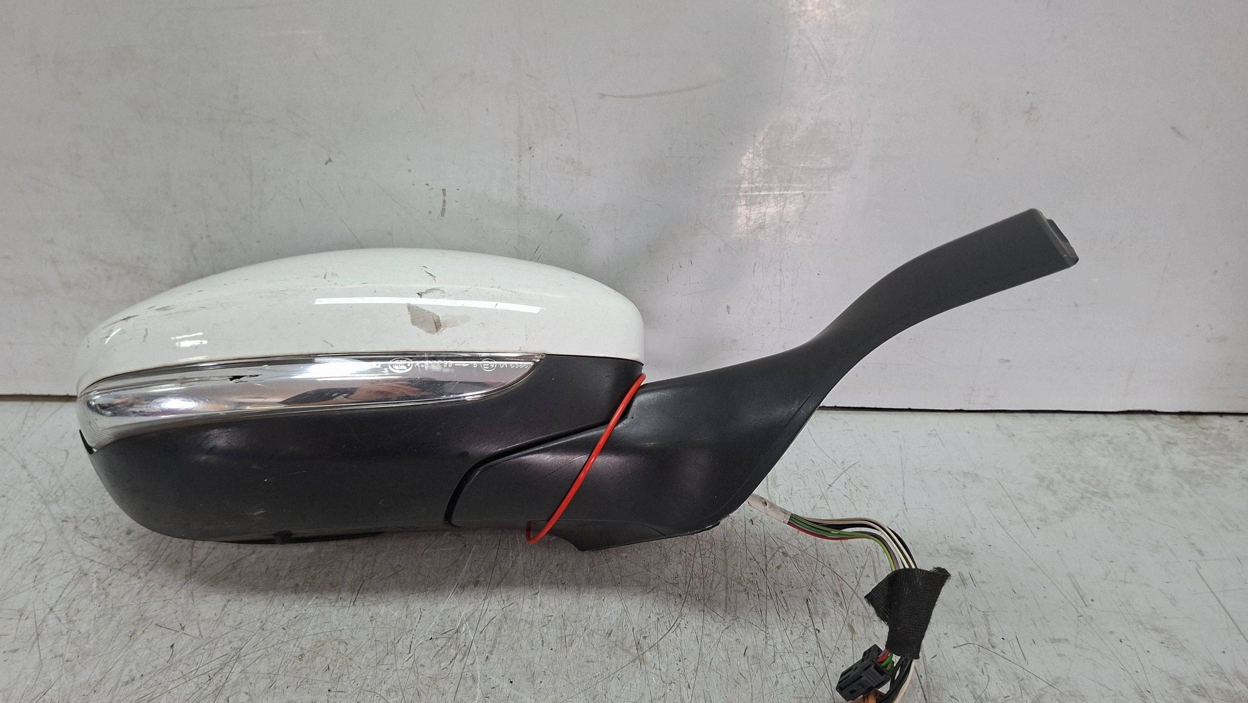mirror right 11 vertical PEUGEOT 208 2012