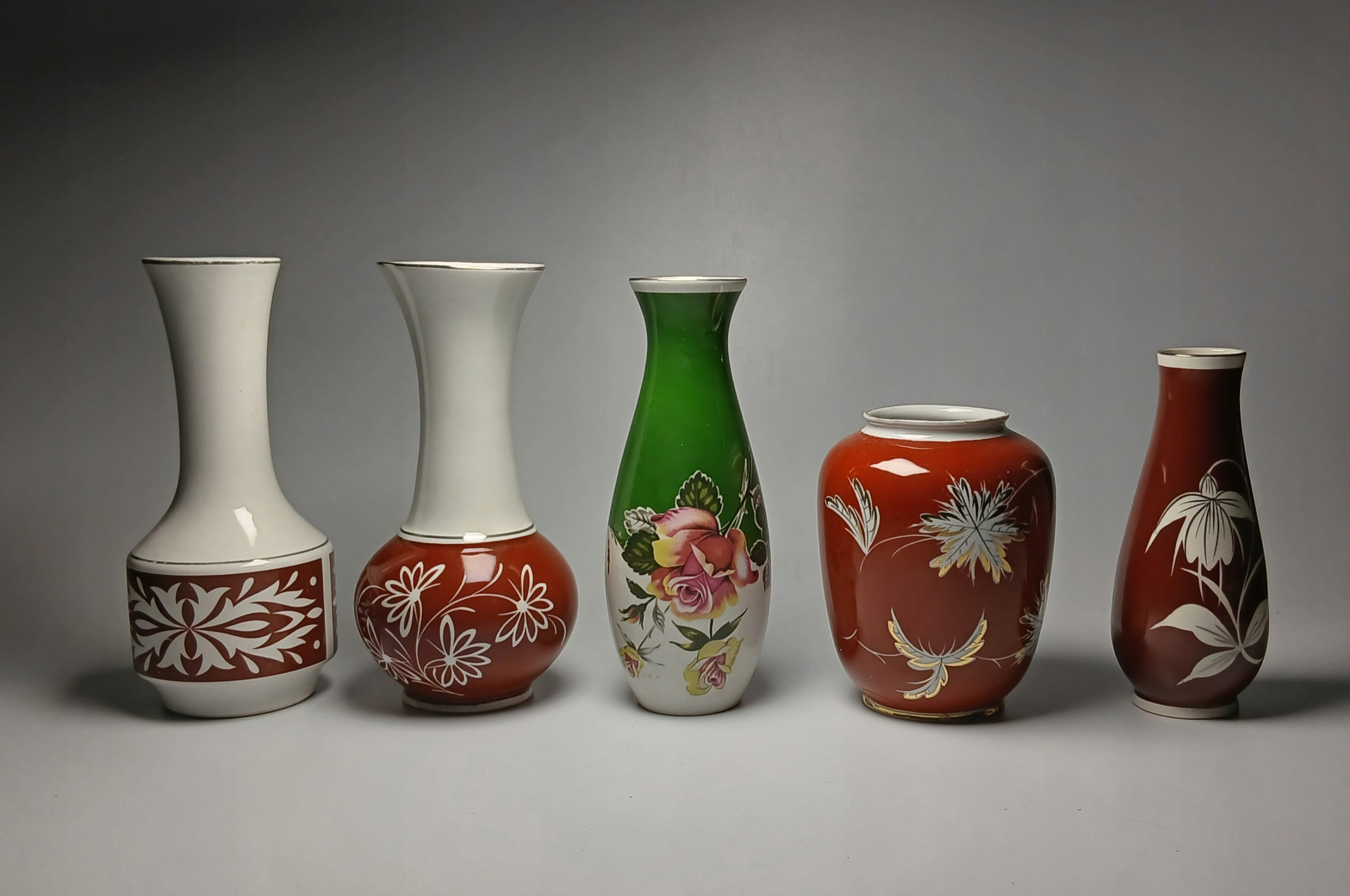 PORCELANA ZESTAW WAZONY 5 SZT.