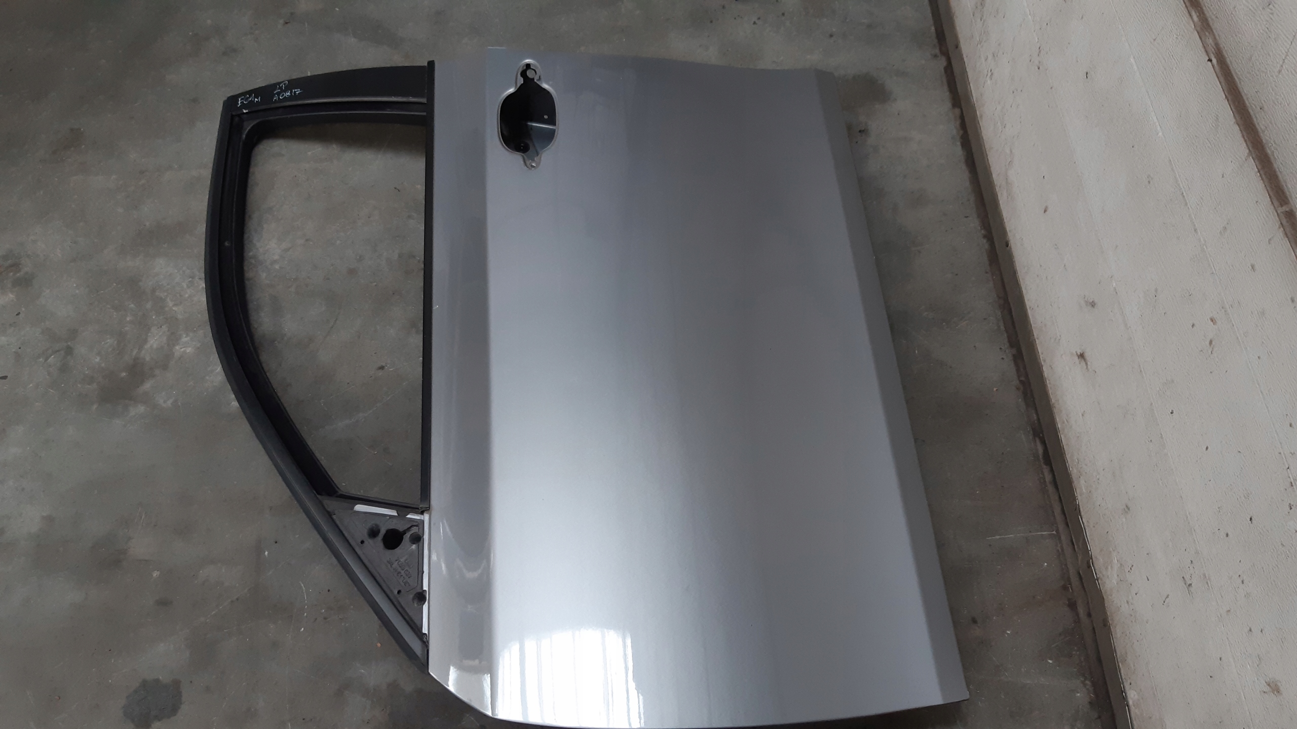 Portière Gauche Avant kombi A08/7 BMW E61