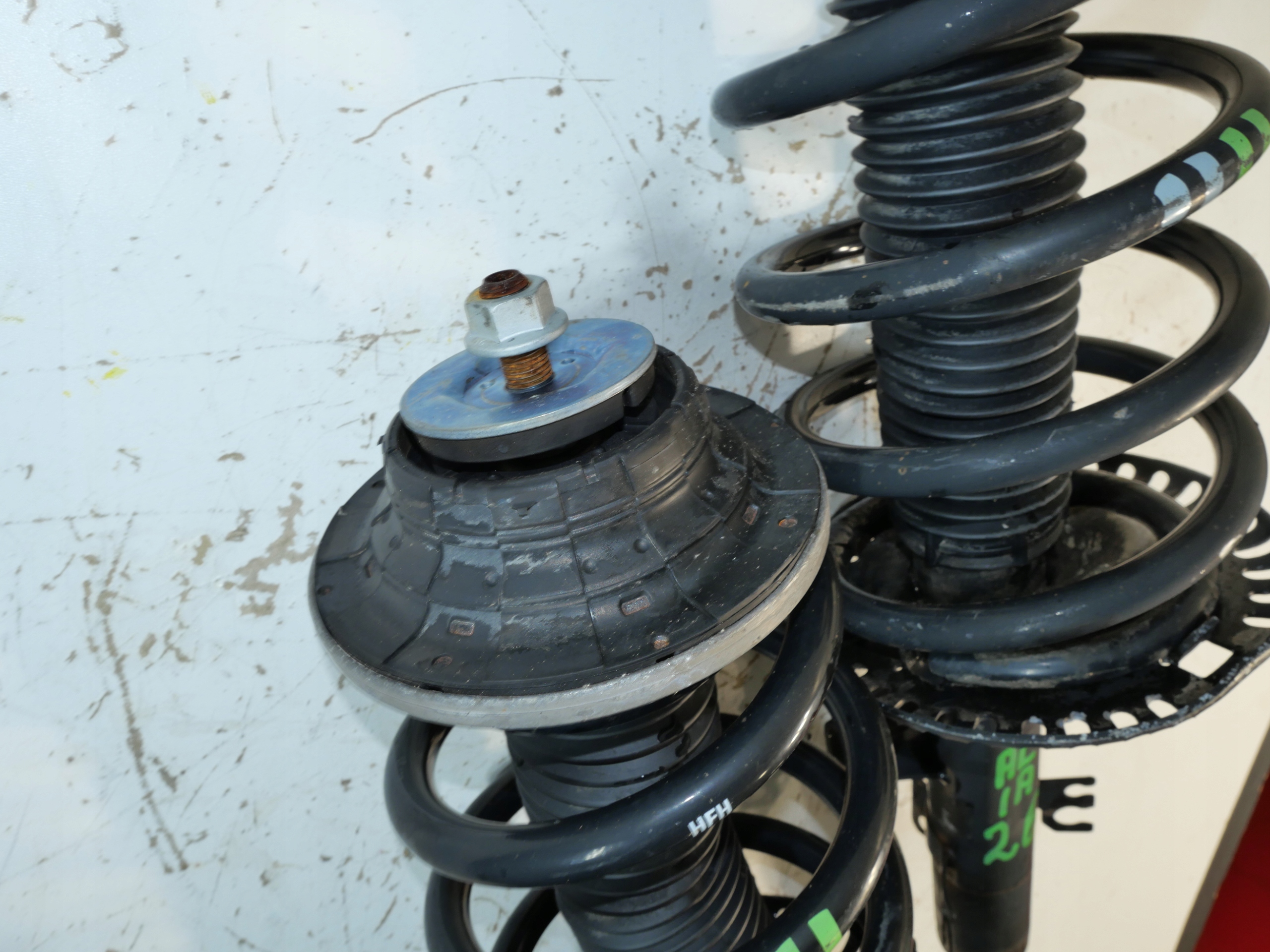 shock absorber front VW TRANSPORTER T5 FL T6 7E5413031C