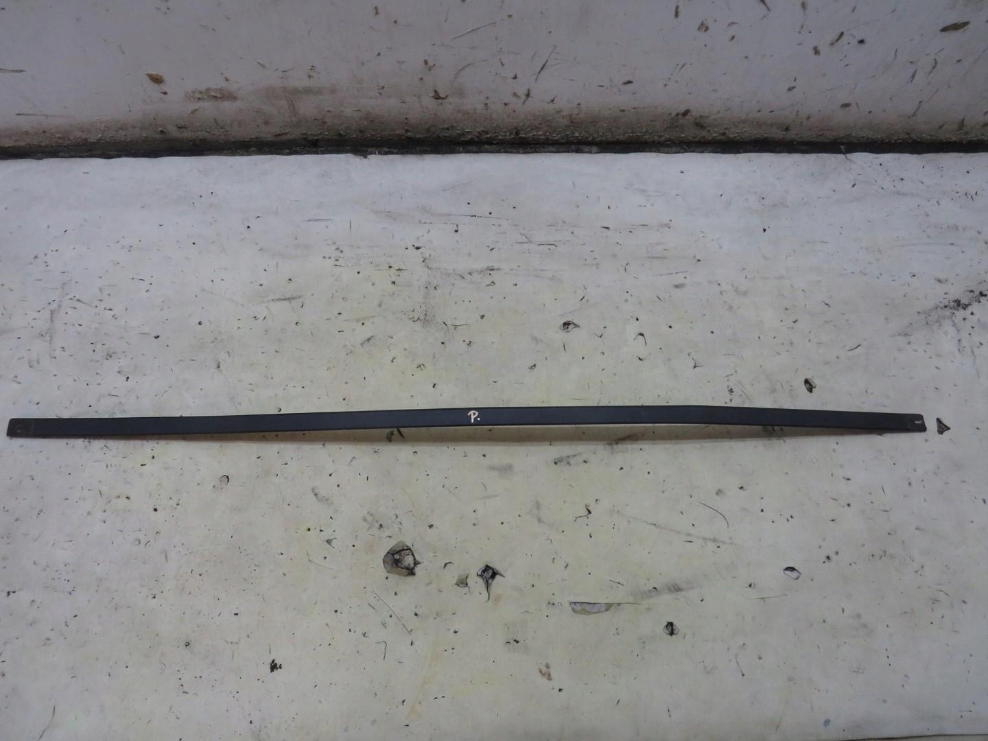 LISTWA DACHOWA PRAWA FORD KUGA MK2