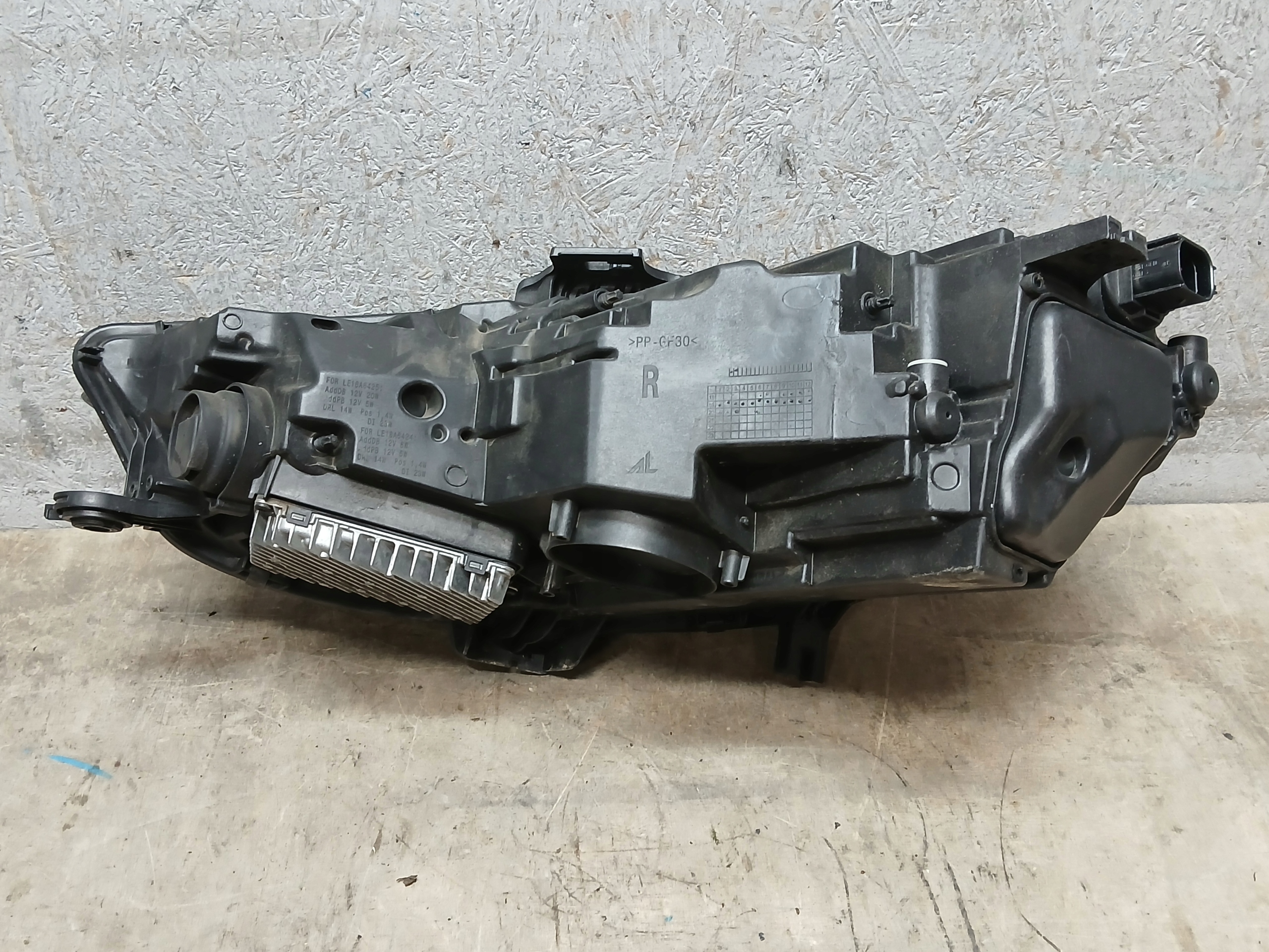 light front right AUDI A4 B9 8W LIFT 19- FULL LED 8W0941036E