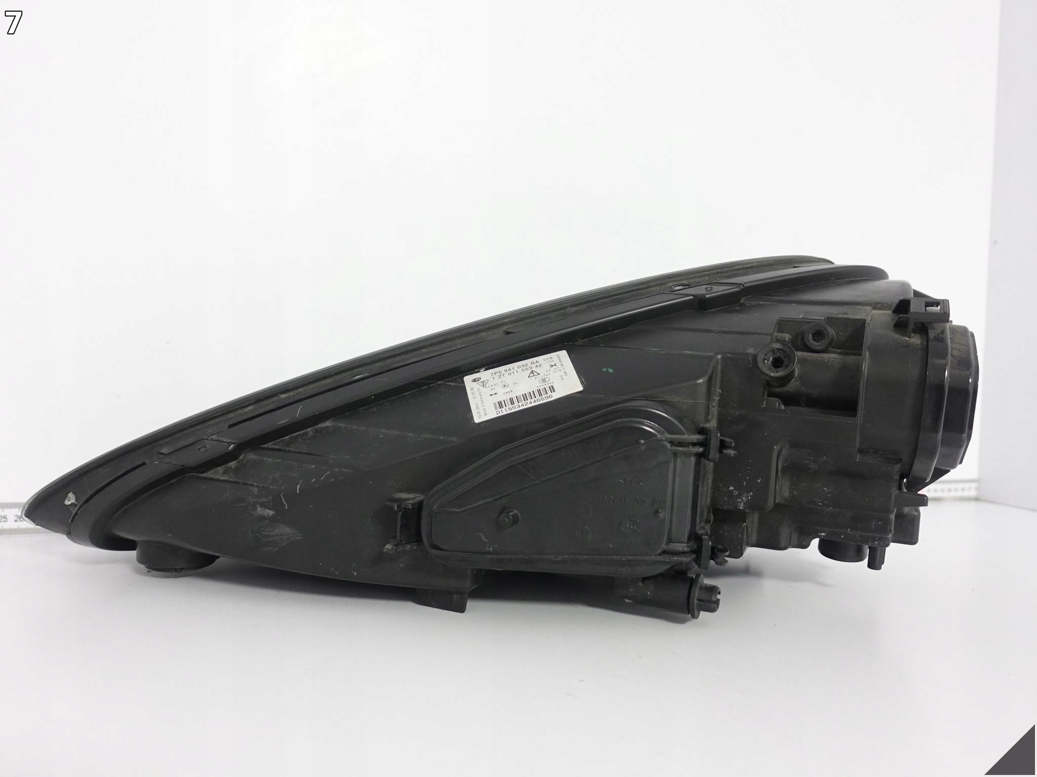PORSCHE CAYENNE 7P5 10-14 light XENON right front EUROPA * without LED *