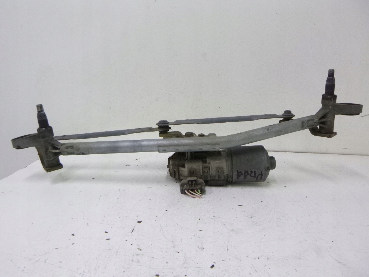 wiper mechanism front Citroen C5 and 03r.