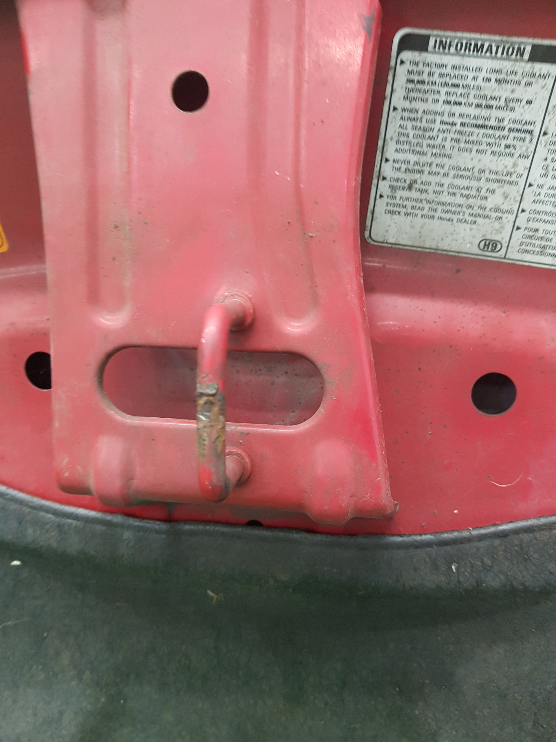 Capot HONDA JAZZ 2 R81