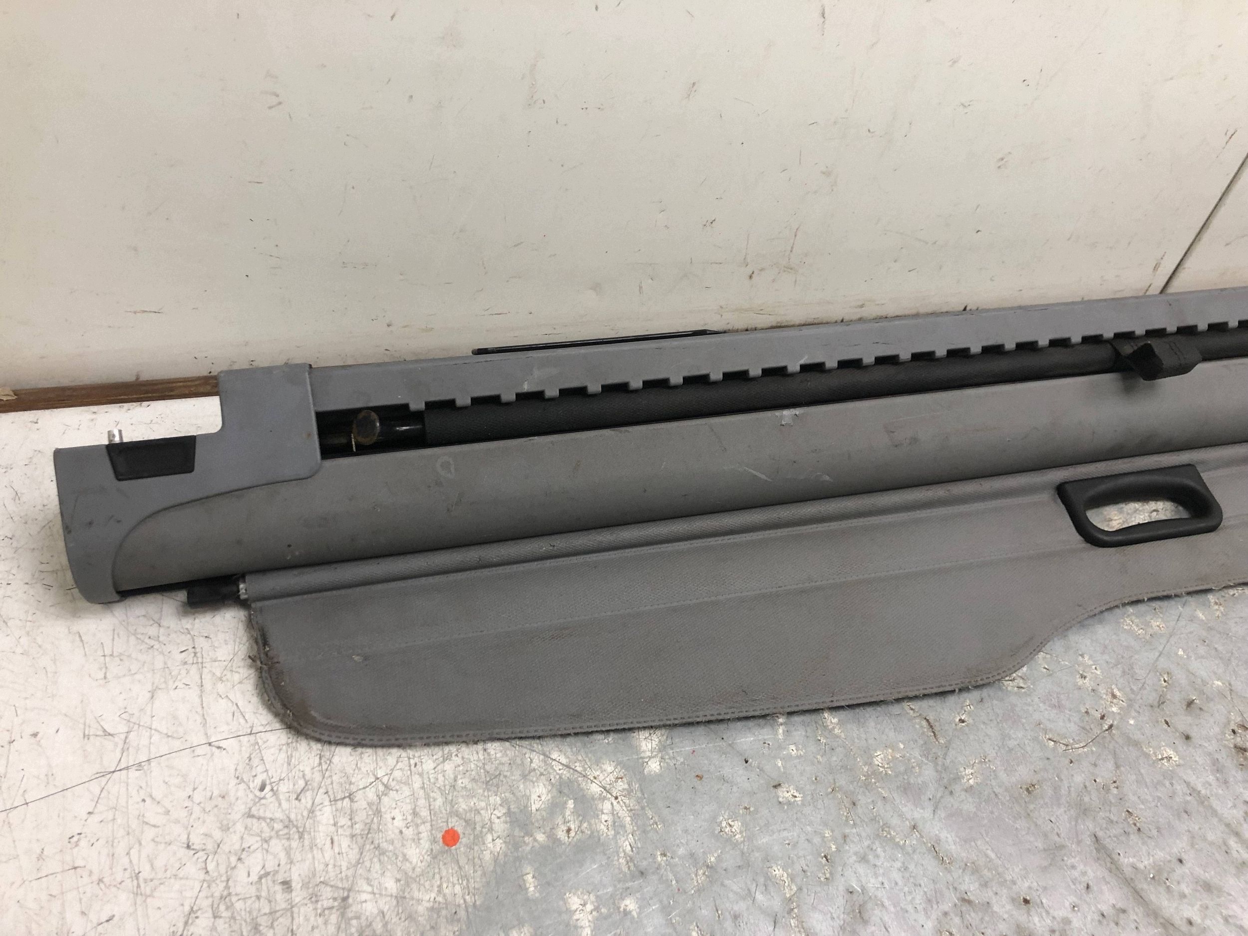blinds boot grey (GRAU) BMW E39 KOMBI 8236358
