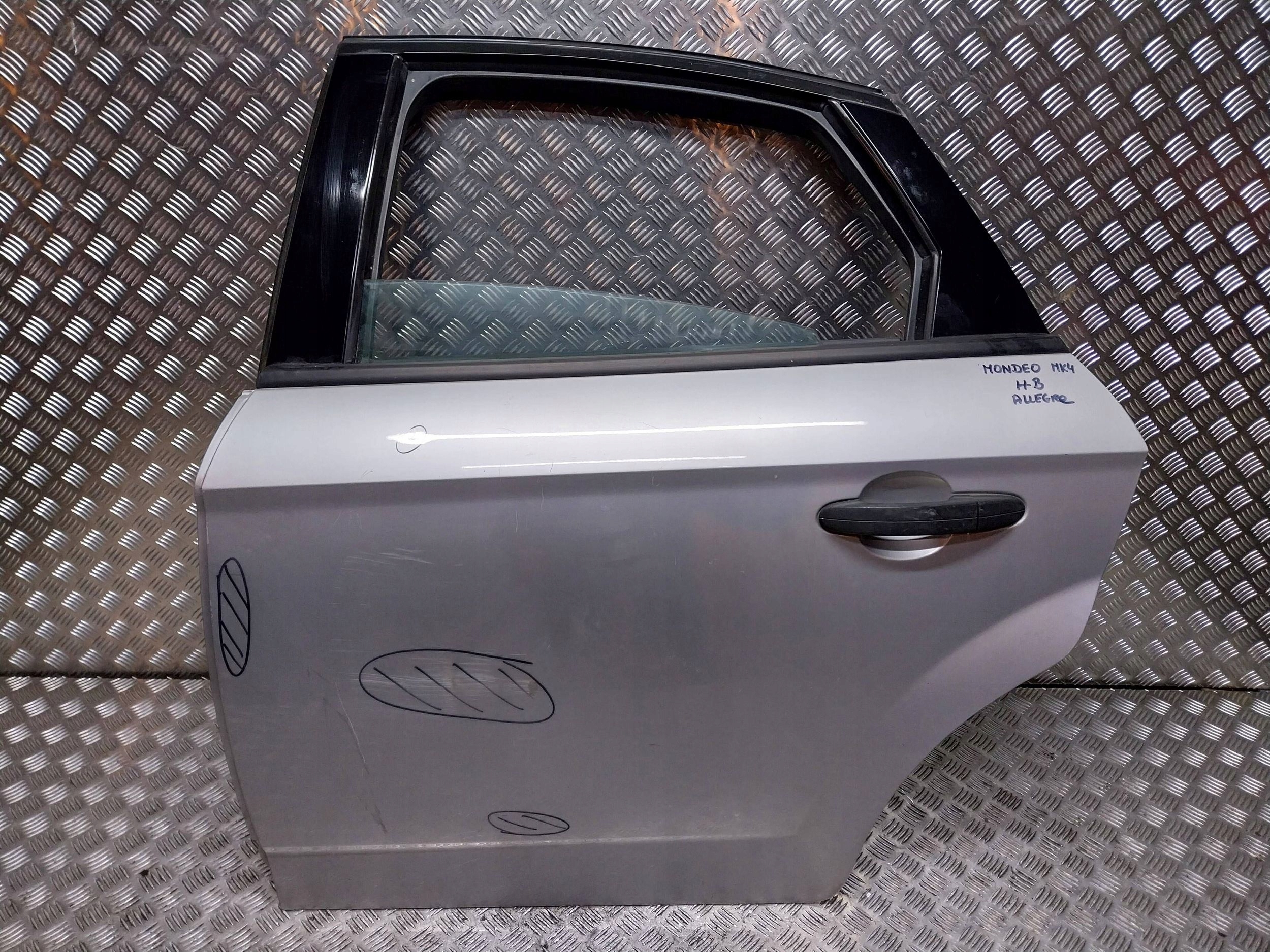 door rear part left FORD MONDEO MK4 HATCHBACK 08