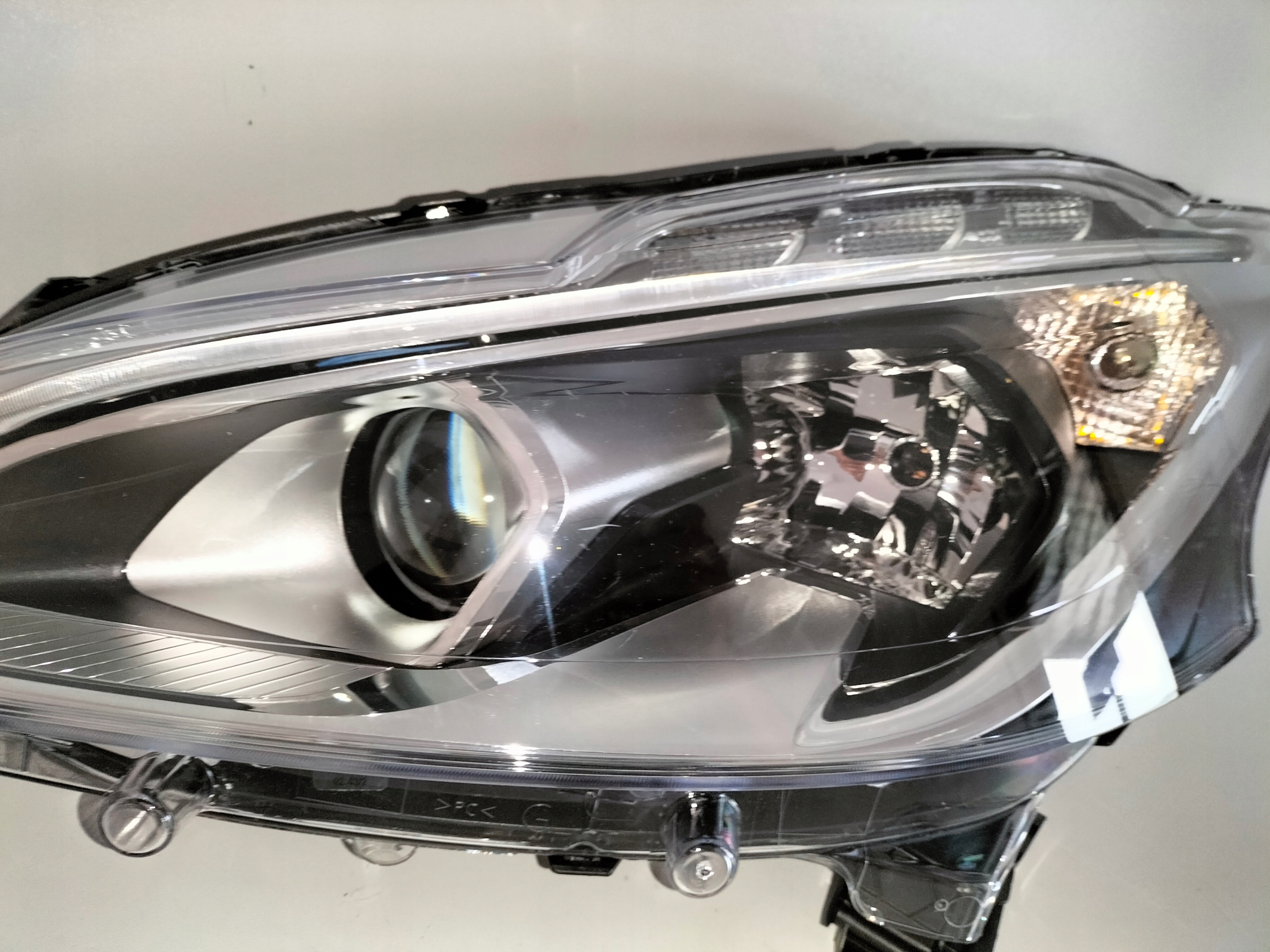 light front reflektor left PEUGEOT 208 LIFT 15-19 lens