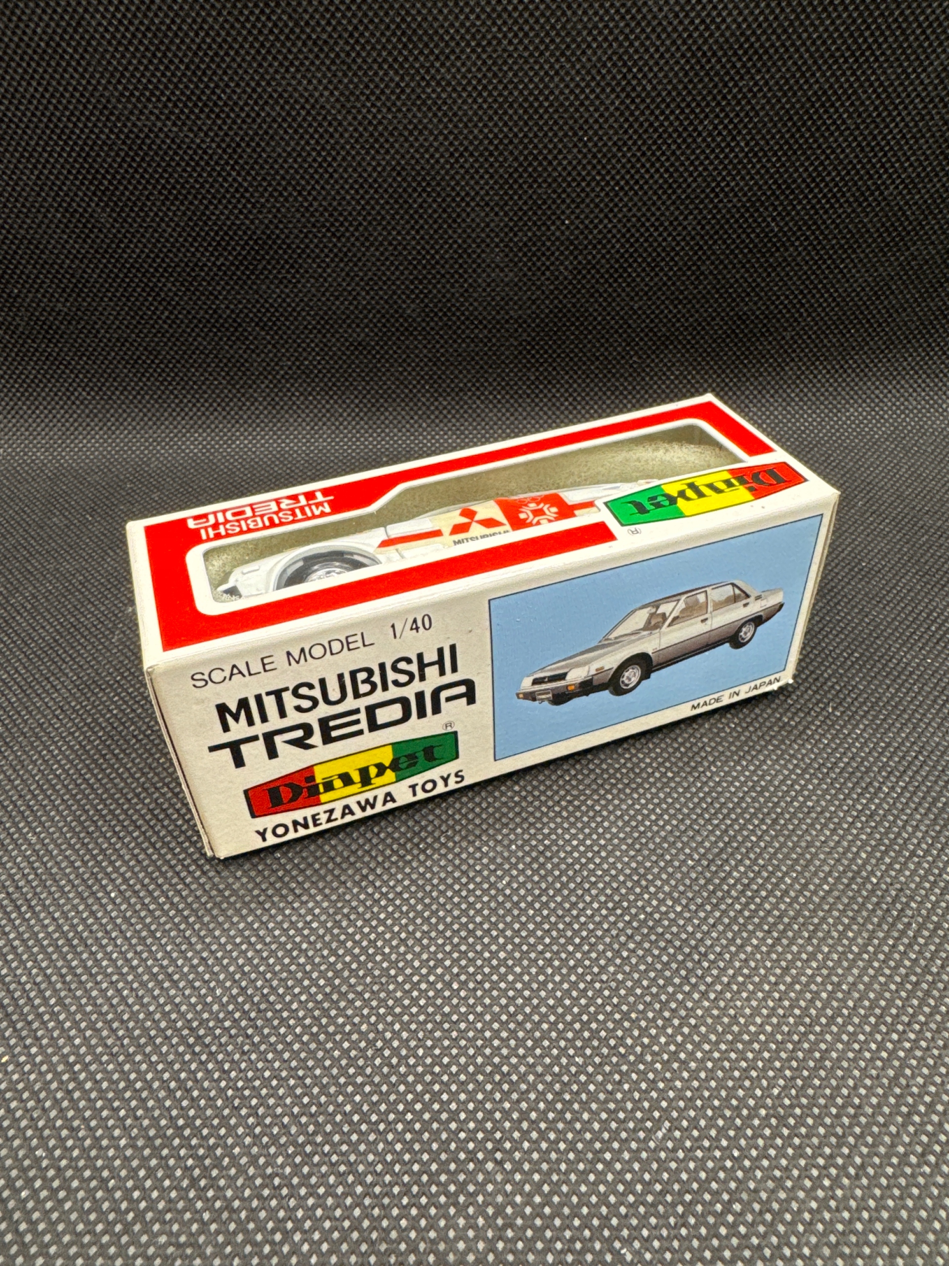 Model Mitsubishi TREDIA 1:40 Diapet (Yonezawa Toys)