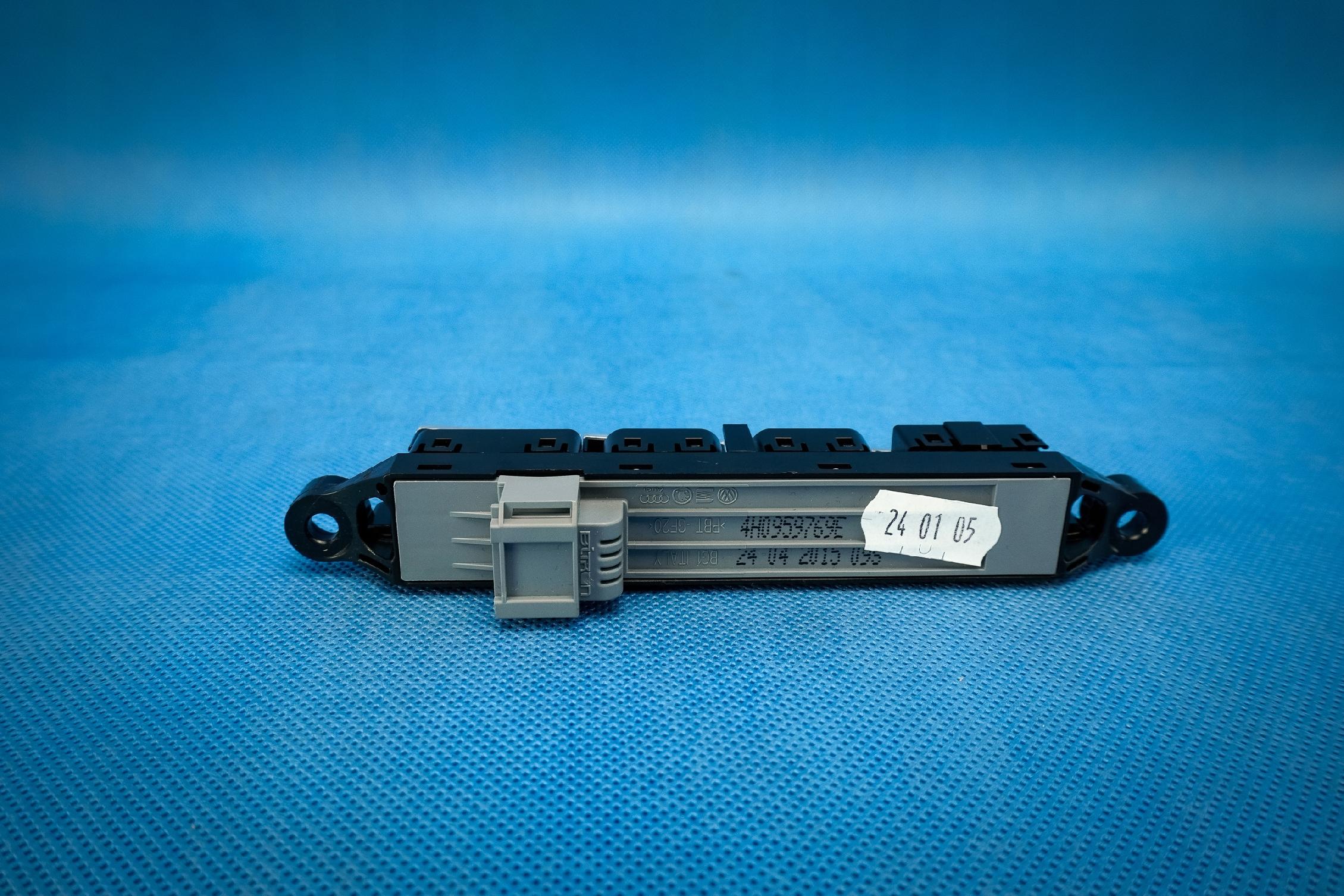 switch pamieci seat Audi A8 4H 4H0959769E