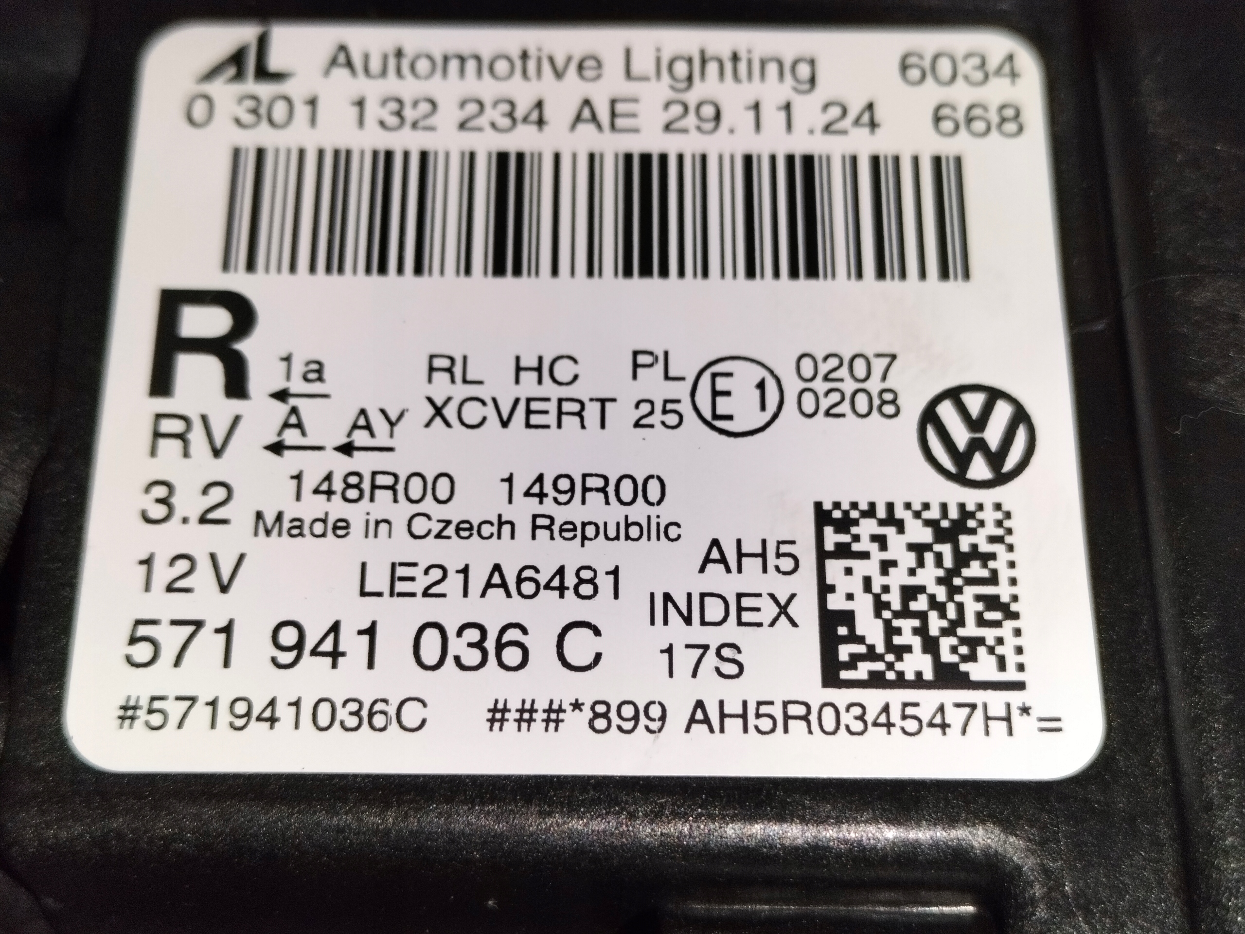 light front reflektor right VW TIGUAN 3 III 24- FULL LED