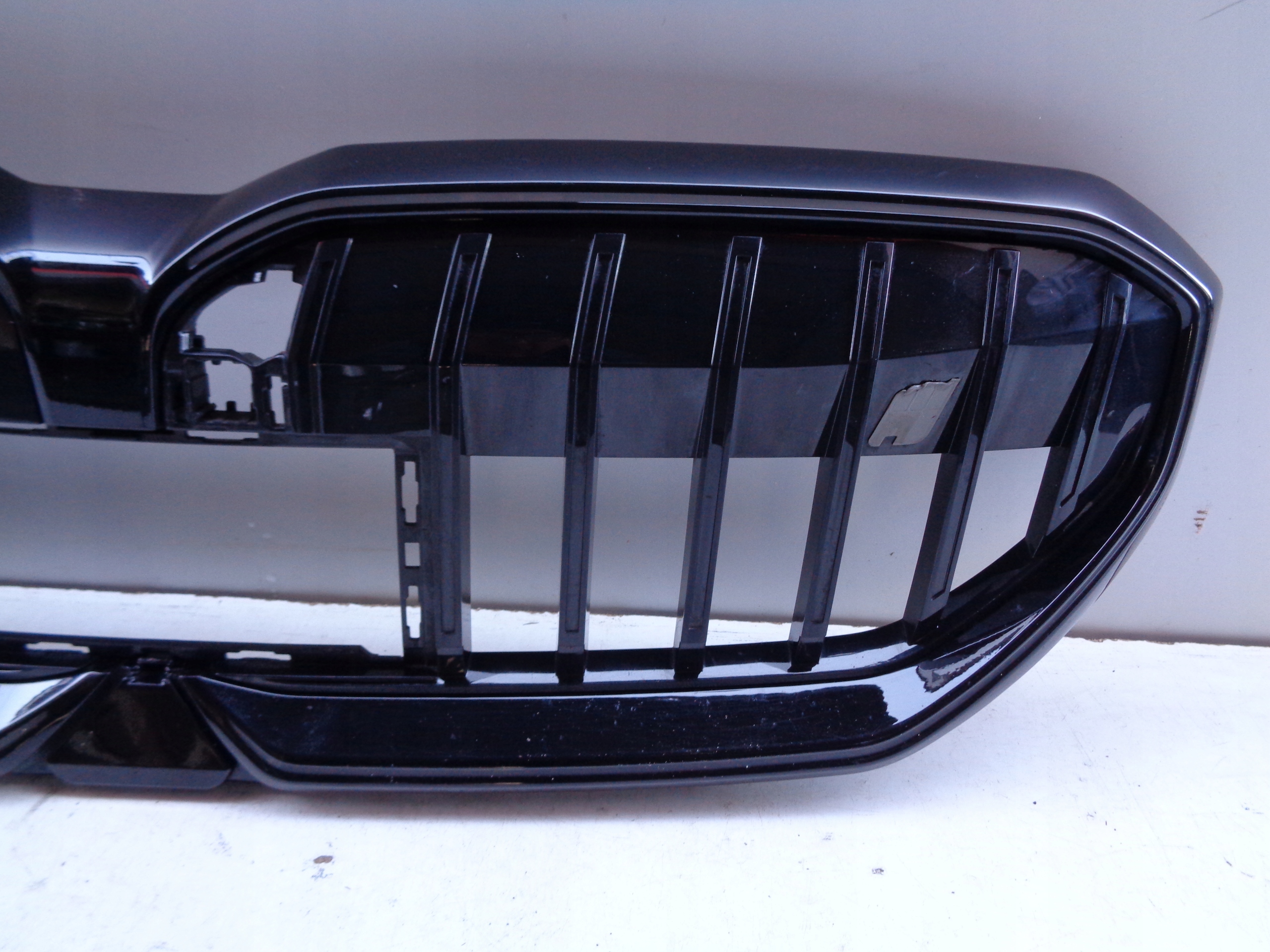 front PREKLADgrill BMW 5 G60 G61 23- m-packet LED