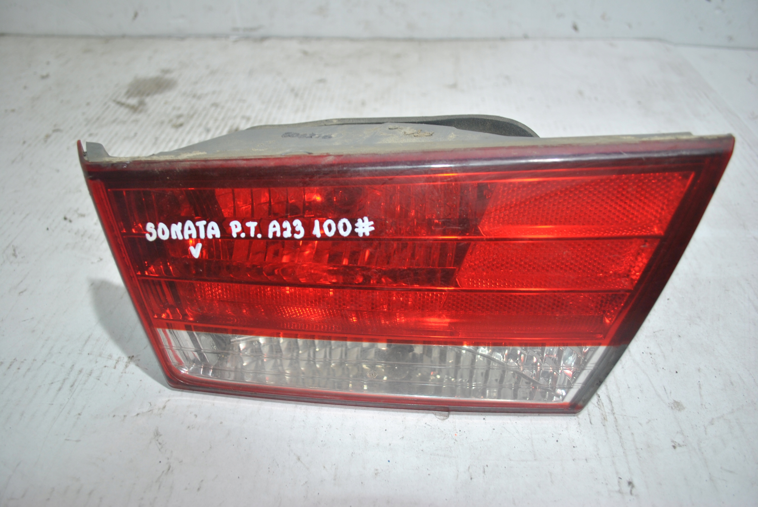 фонарь задний правый Hyundai SONATA V