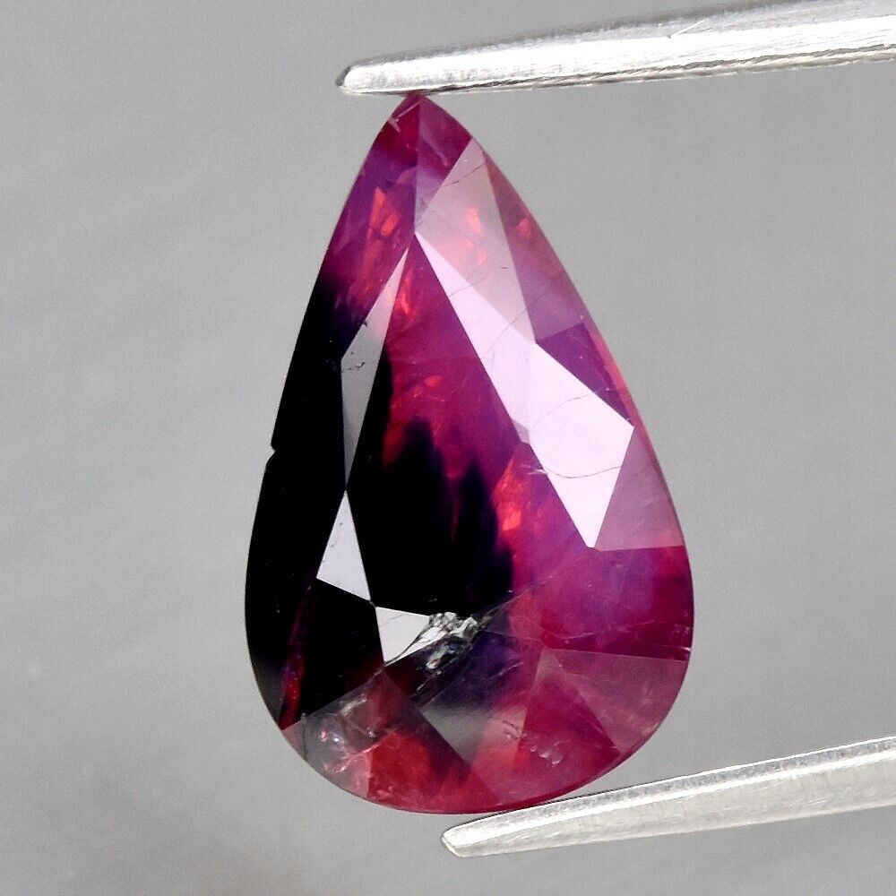 Přírodní Safír 3.74ct Růžová Slza eCertifikát Wbd