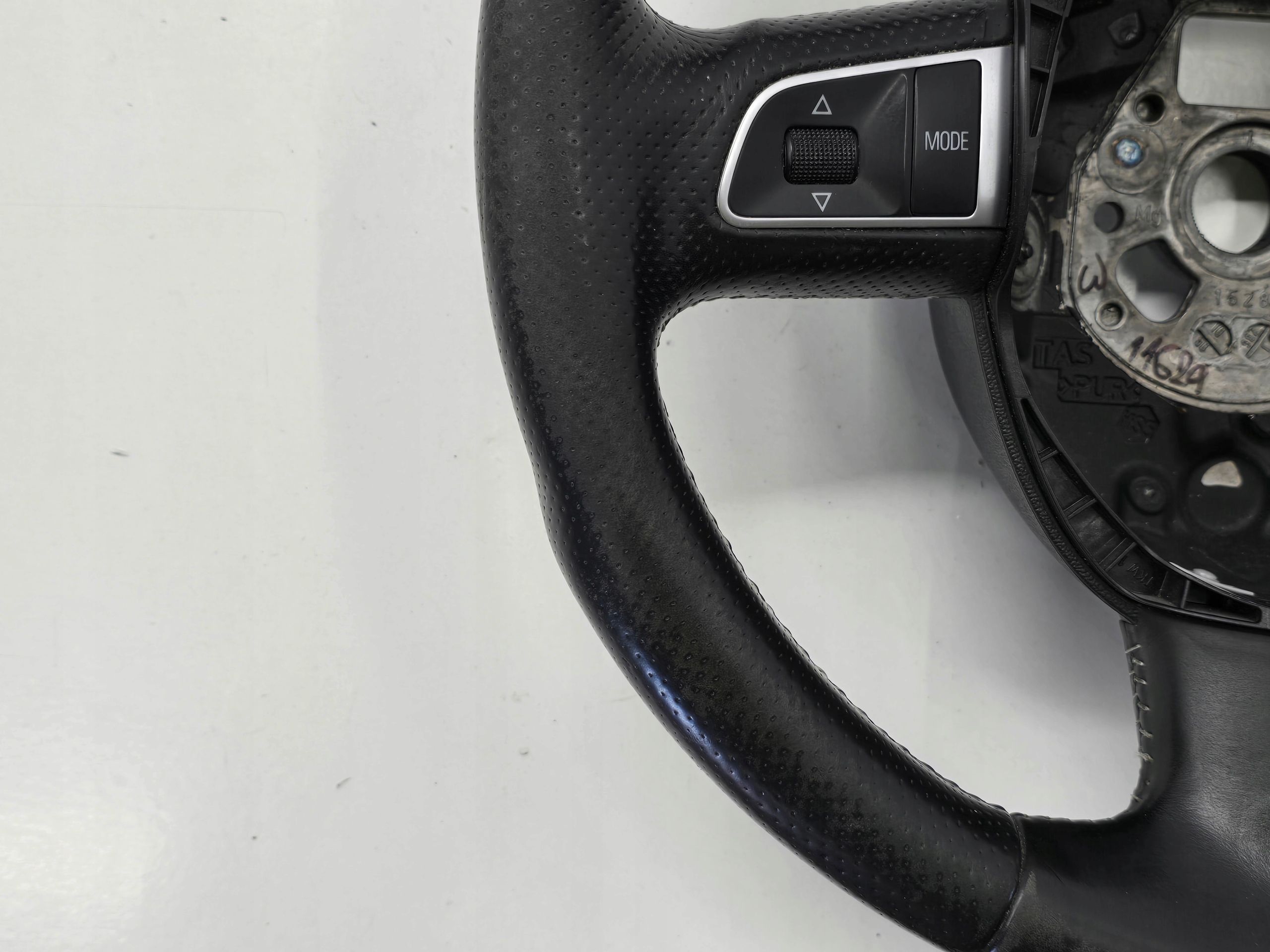 Audi A4 B8 10R руль 8K0419091BB