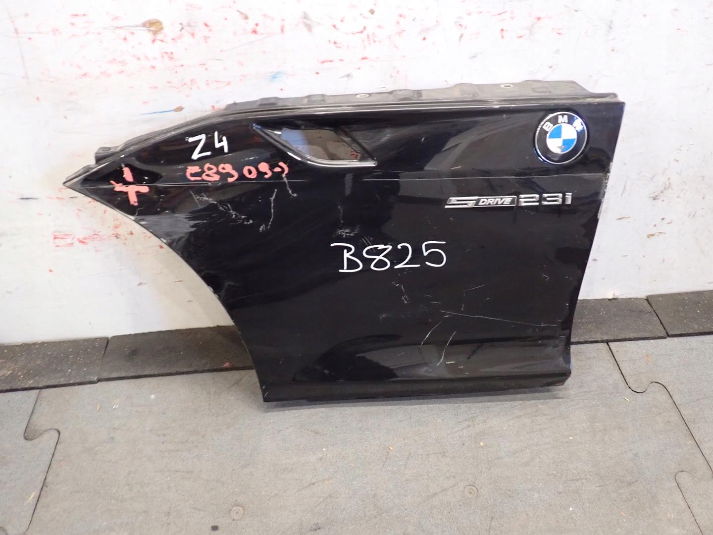 blatník předek přední levý BMW Z4 E89 2009