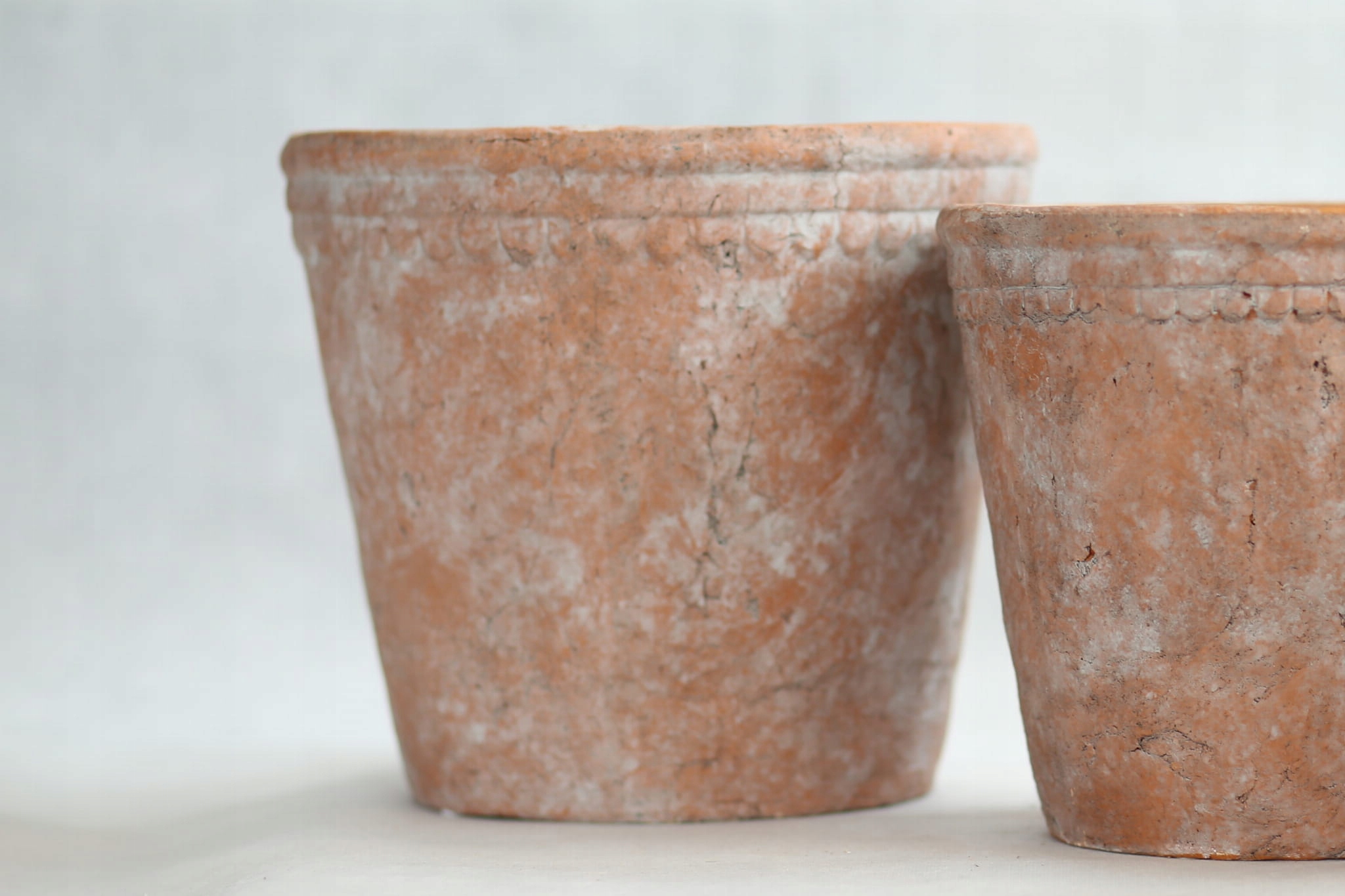 Osłonka cementowa ceglasta 27x25cm doniczka wysoka Materiał beton