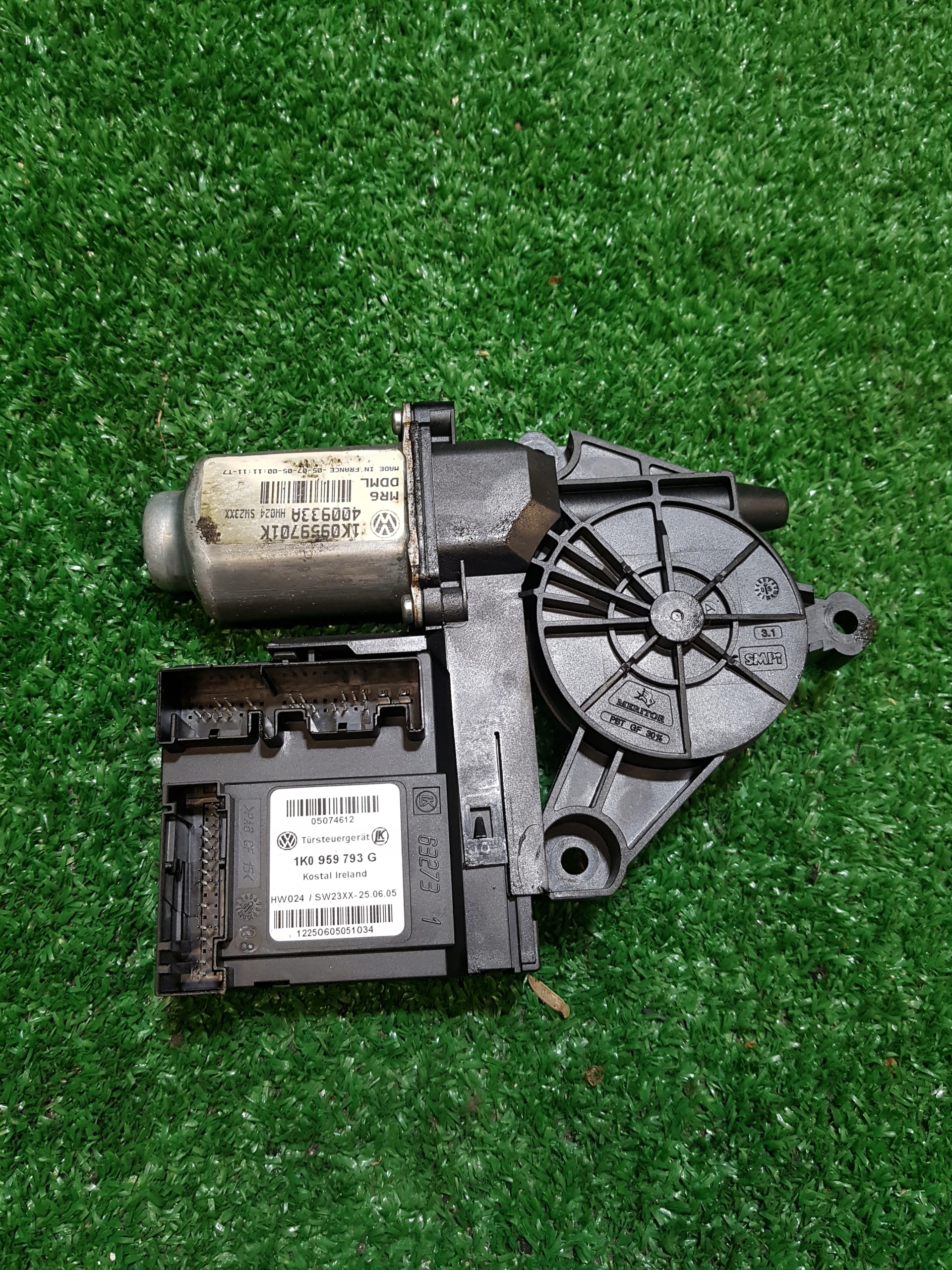 mini motor windows left front front VOLKSWAGEN GOLF 5