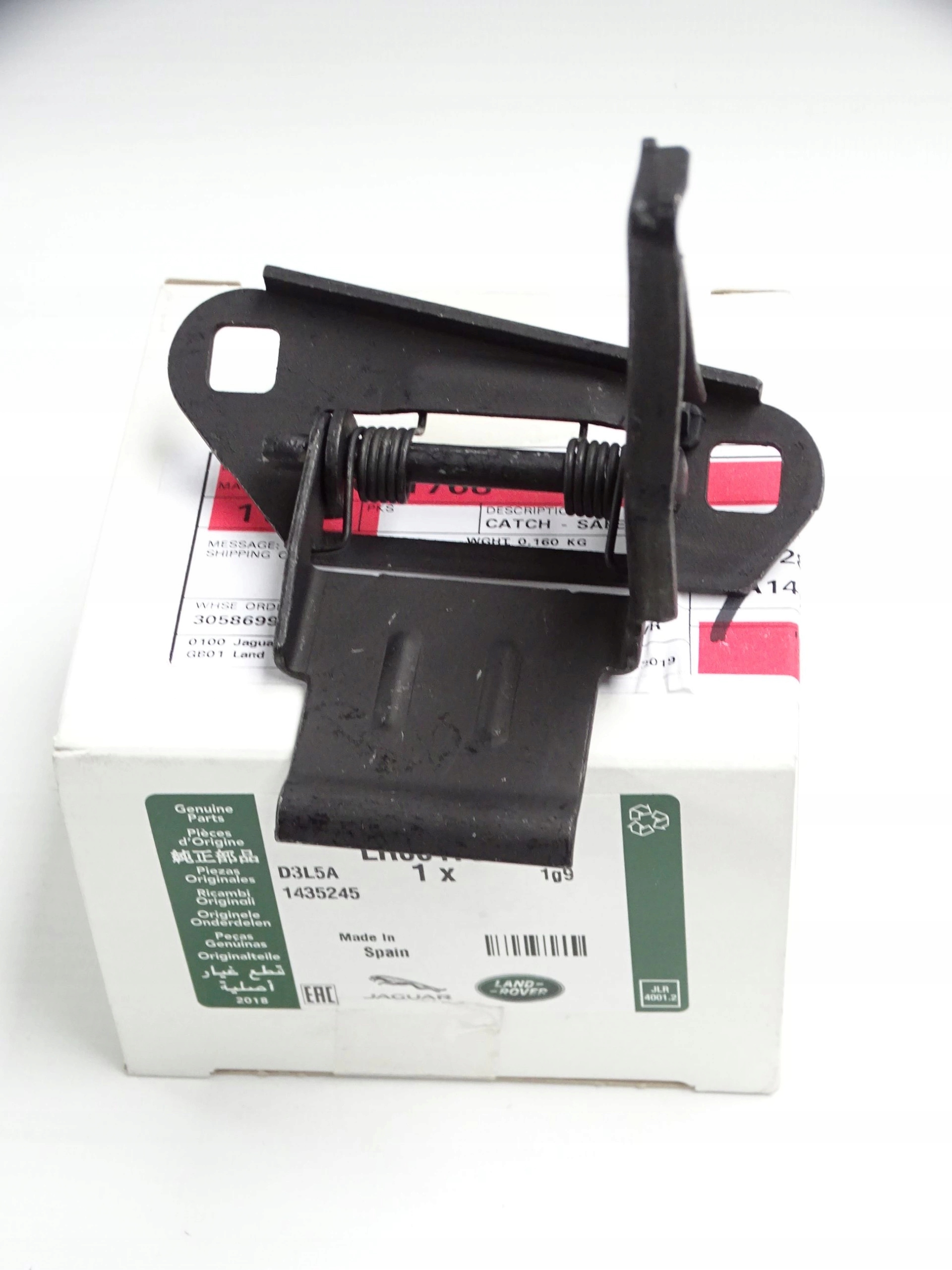 LR001768 - Новый болт защелка капота FREELANDER 2 II 2007-14