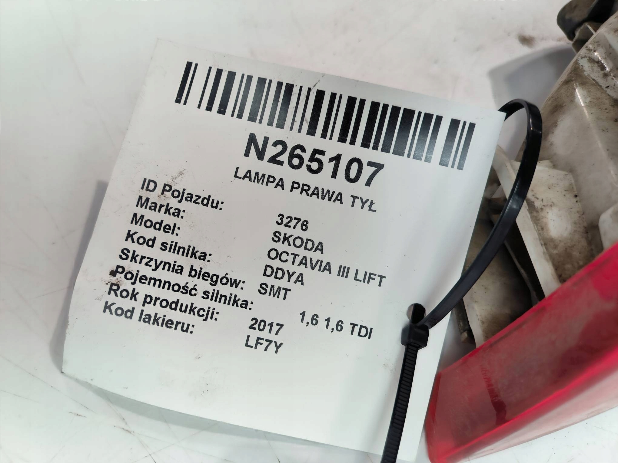 light right rear part SKODA OCTAVIA III HB LIFT